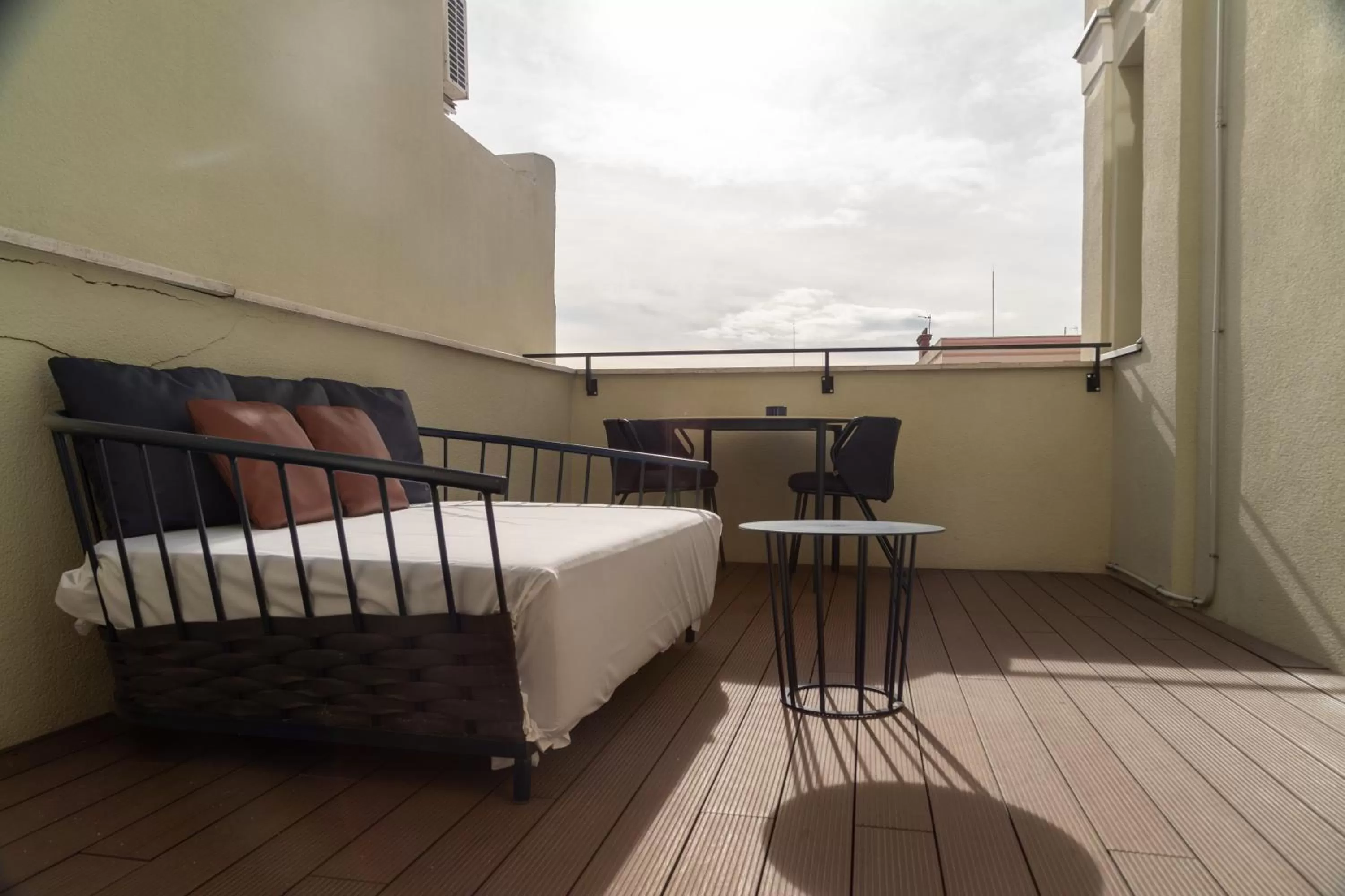 Balcony/Terrace, Bed in Smartrental Collection Gran Vía Centric