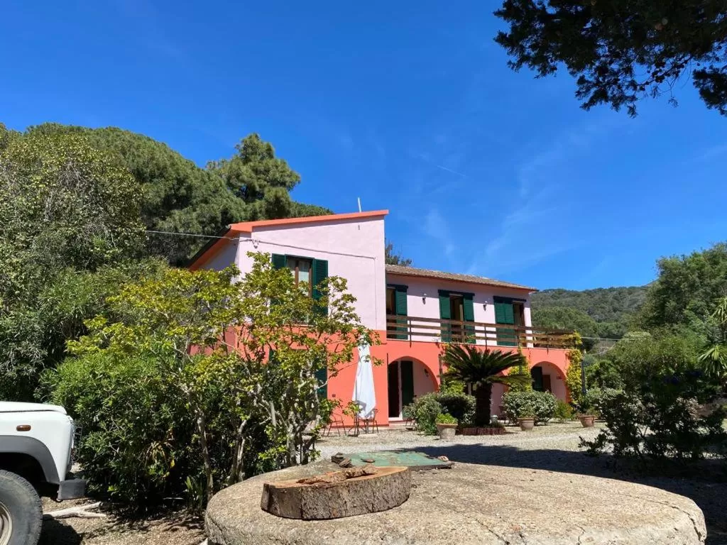 Property building in Villa Gaia