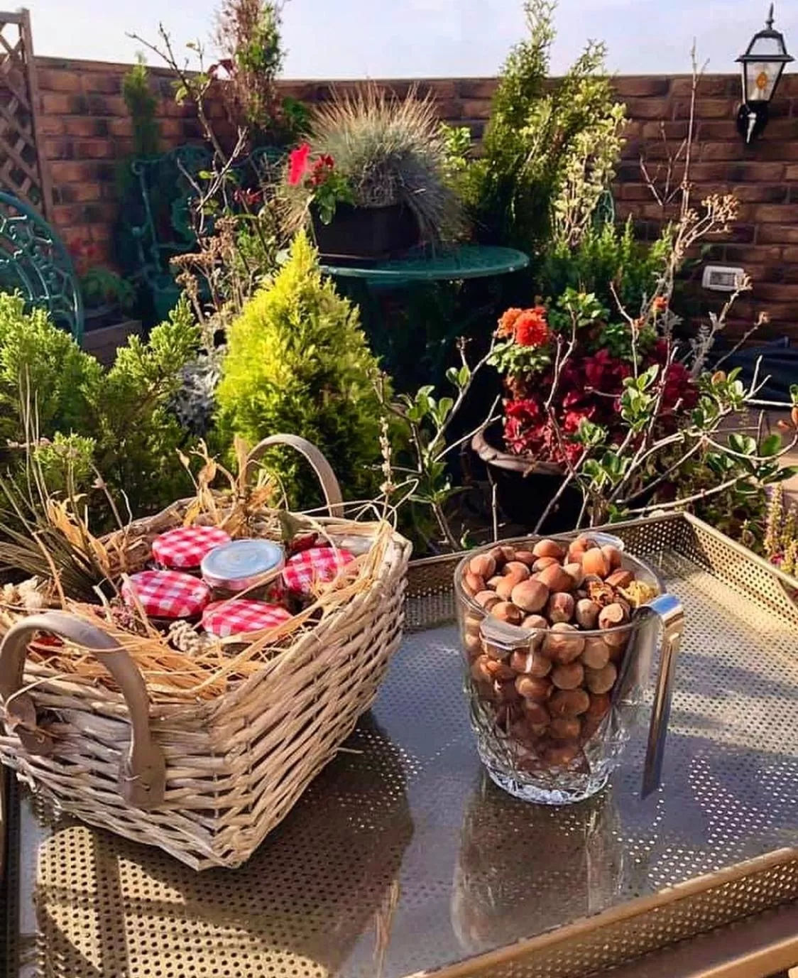 Food in Belle Epoque Boutique (Adult Only)