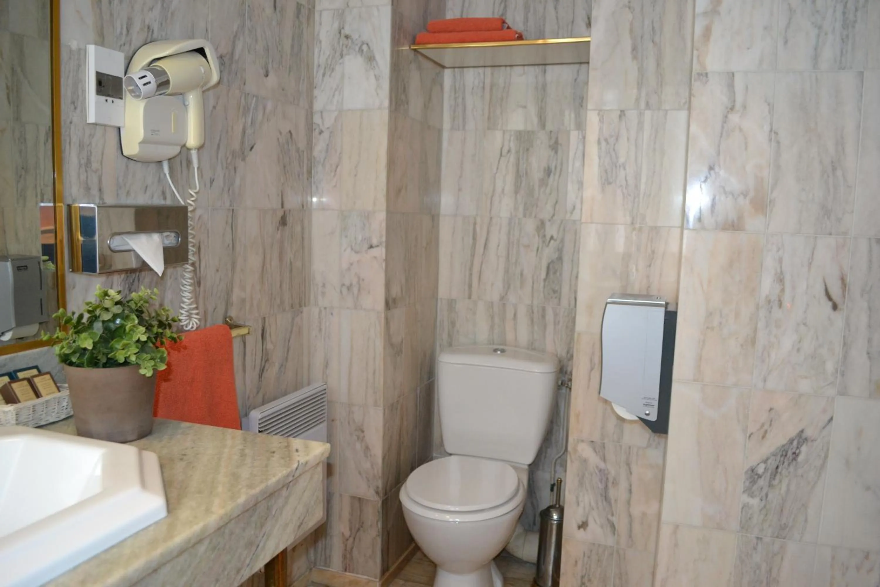 Bathroom in Saint Ferréol