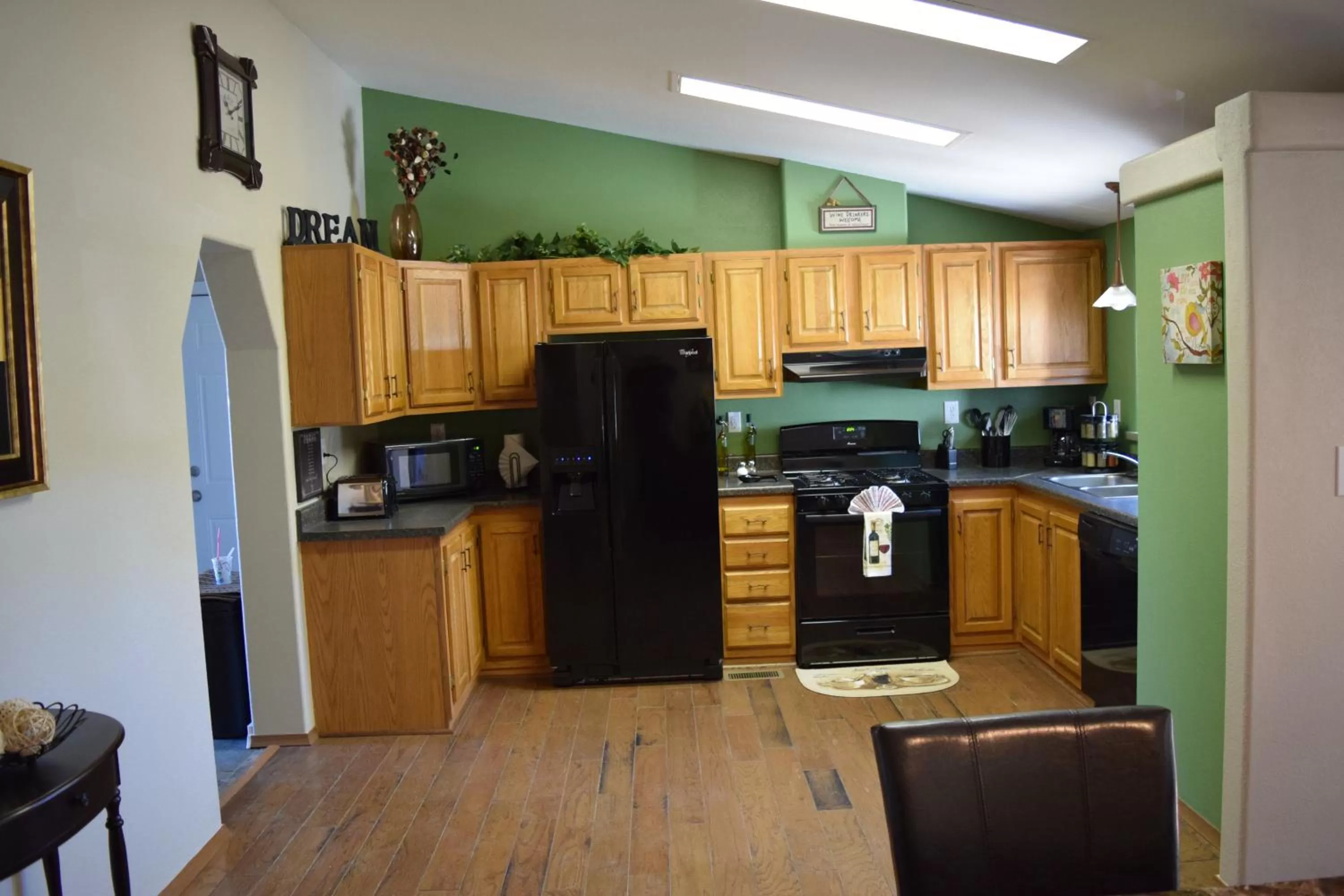 Kitchen or kitchenette in Murphy's Resort