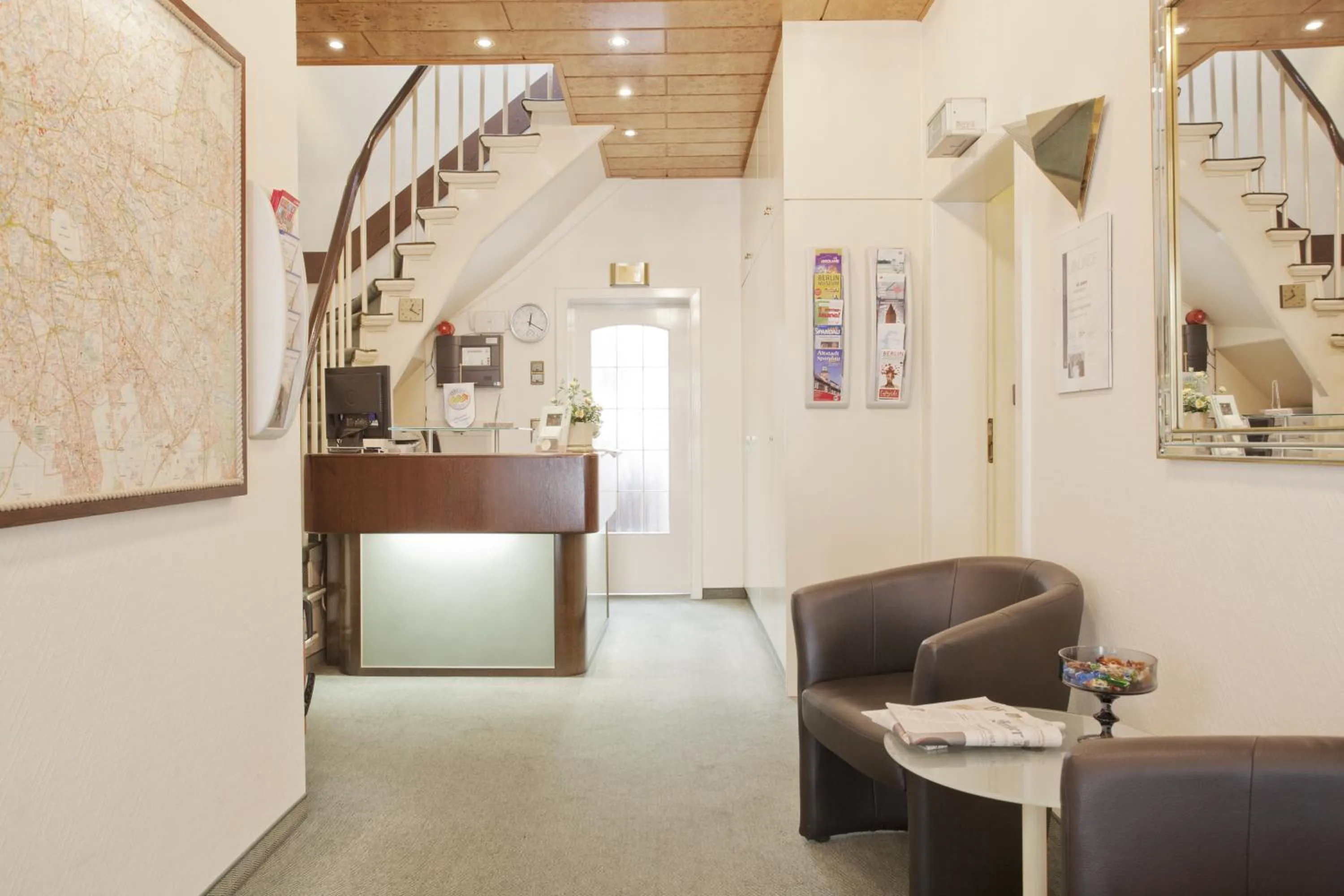 Lobby or reception in Hotel Benn