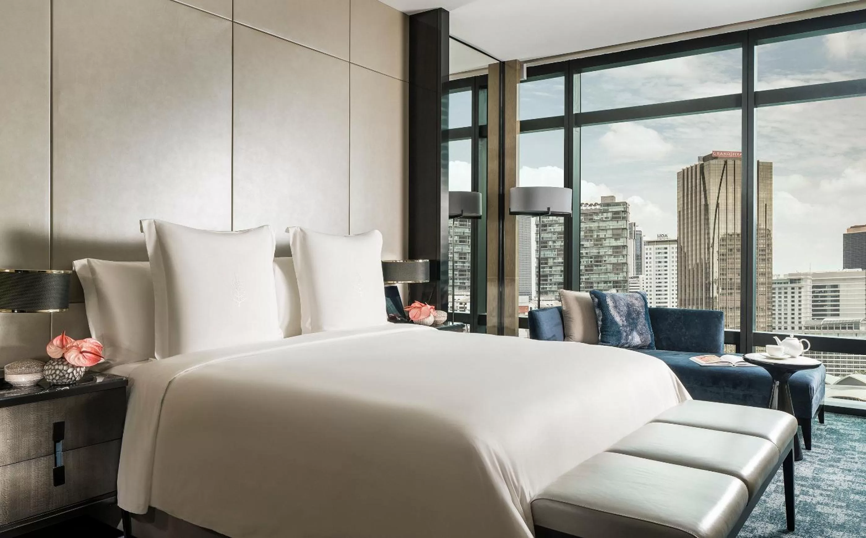 Bedroom, Bed in Four Seasons Hotel Kuala Lumpur