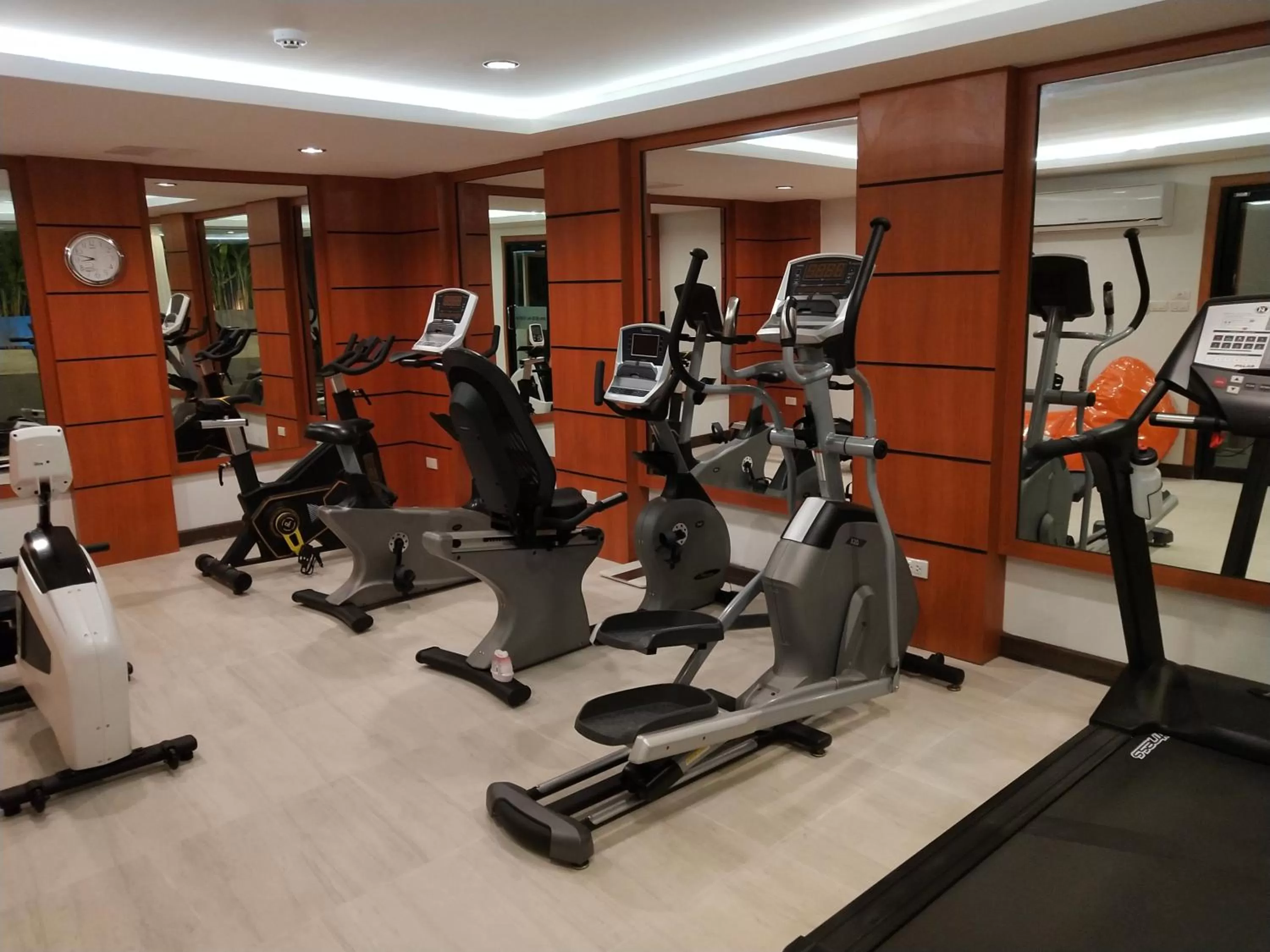 Fitness centre/facilities in Hotel De Wualai