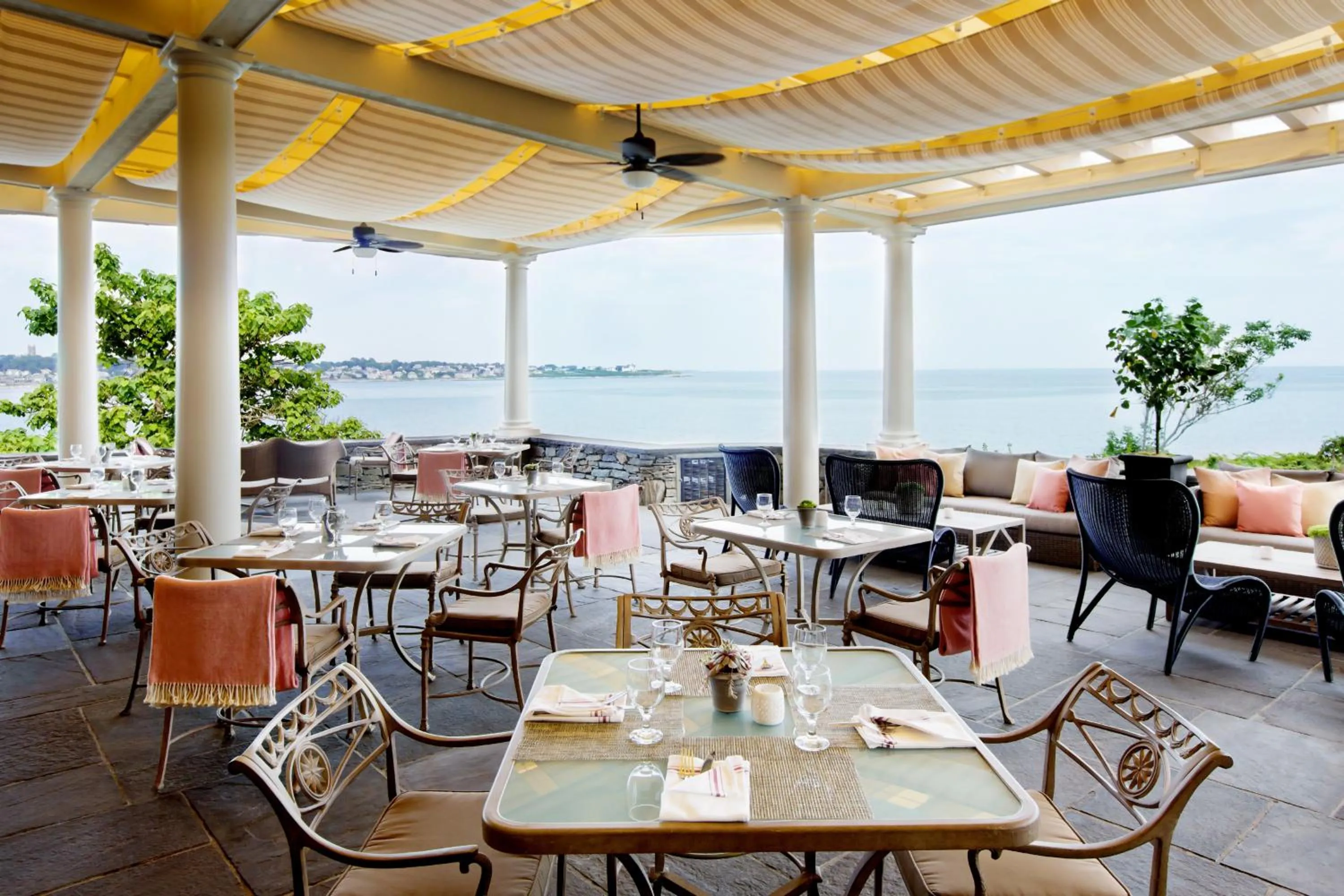 Restaurant/places to eat in The Chanler at Cliff Walk