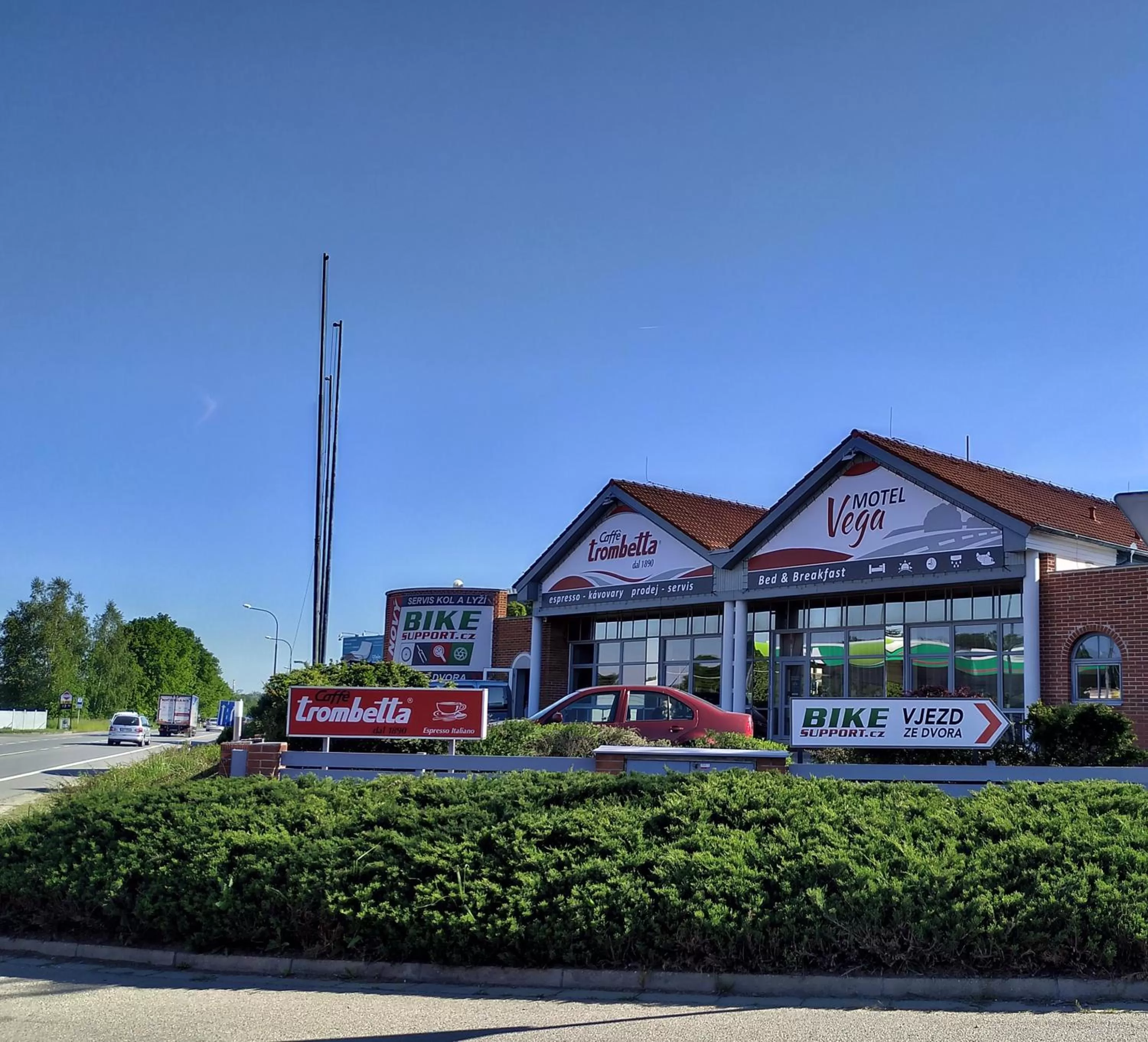 Property Building in Motel Vega