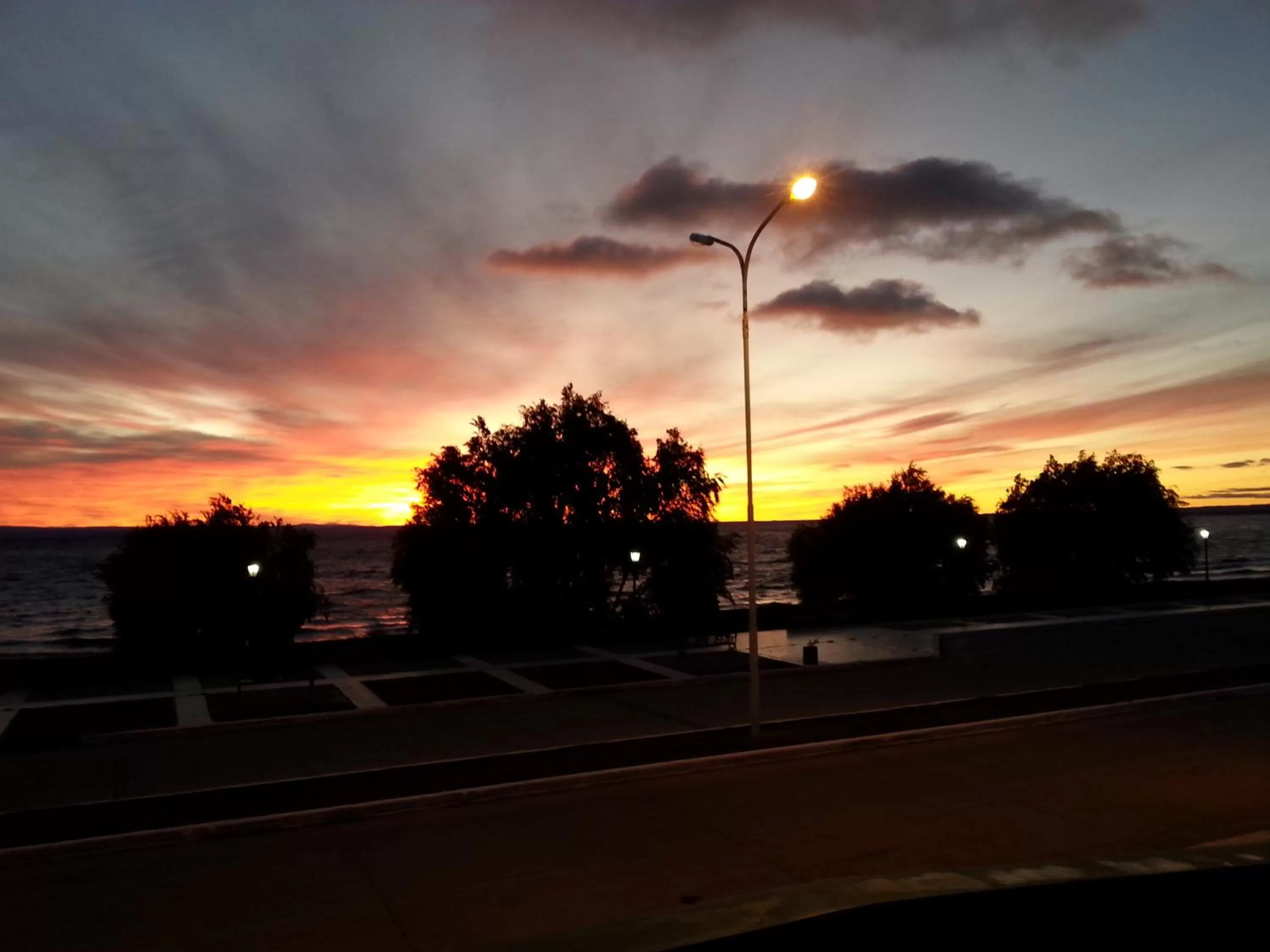 Sunrise, Sunrise/Sunset in Hotel Mora