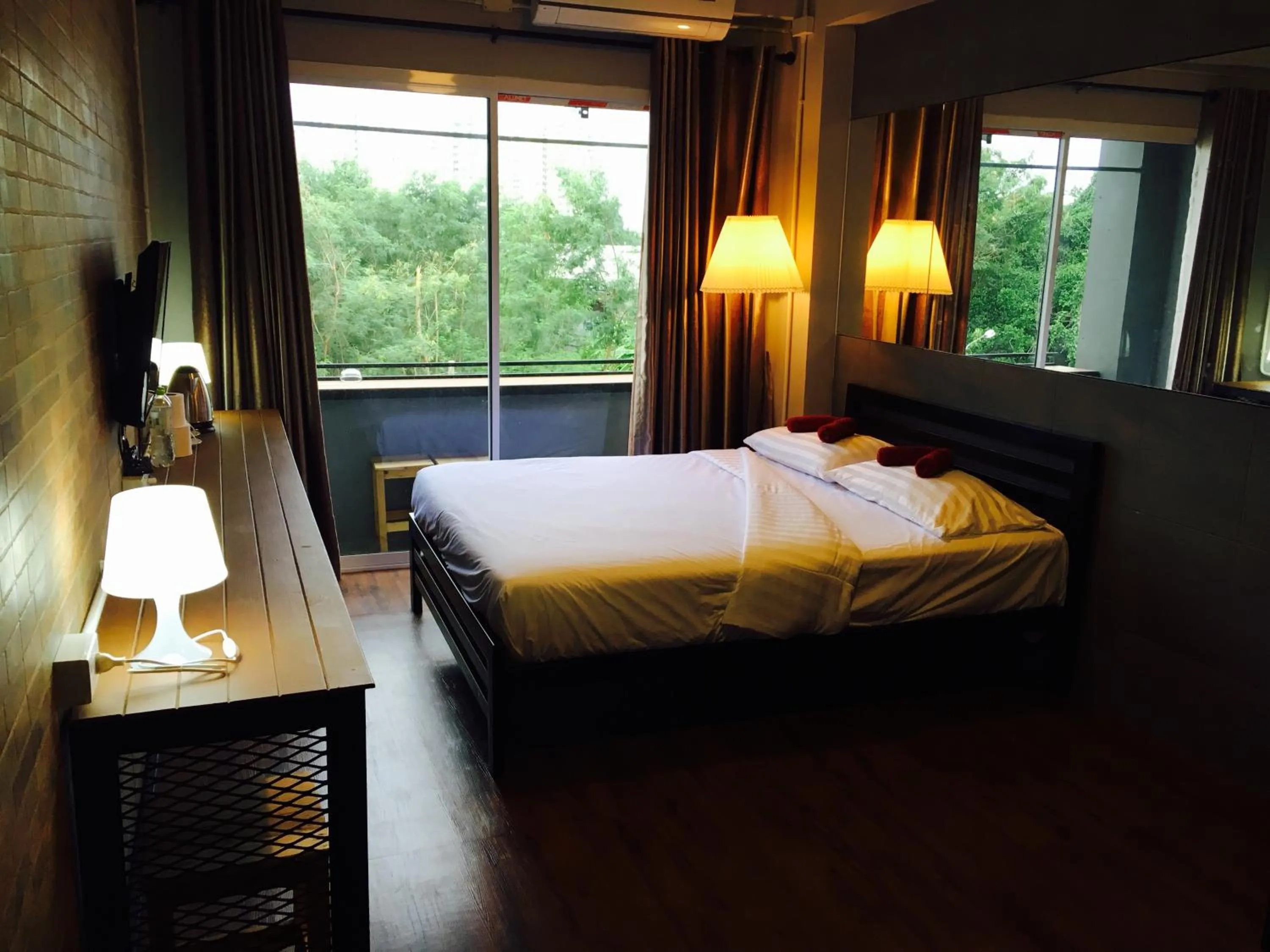 Bed in Popcorn House Ratchada