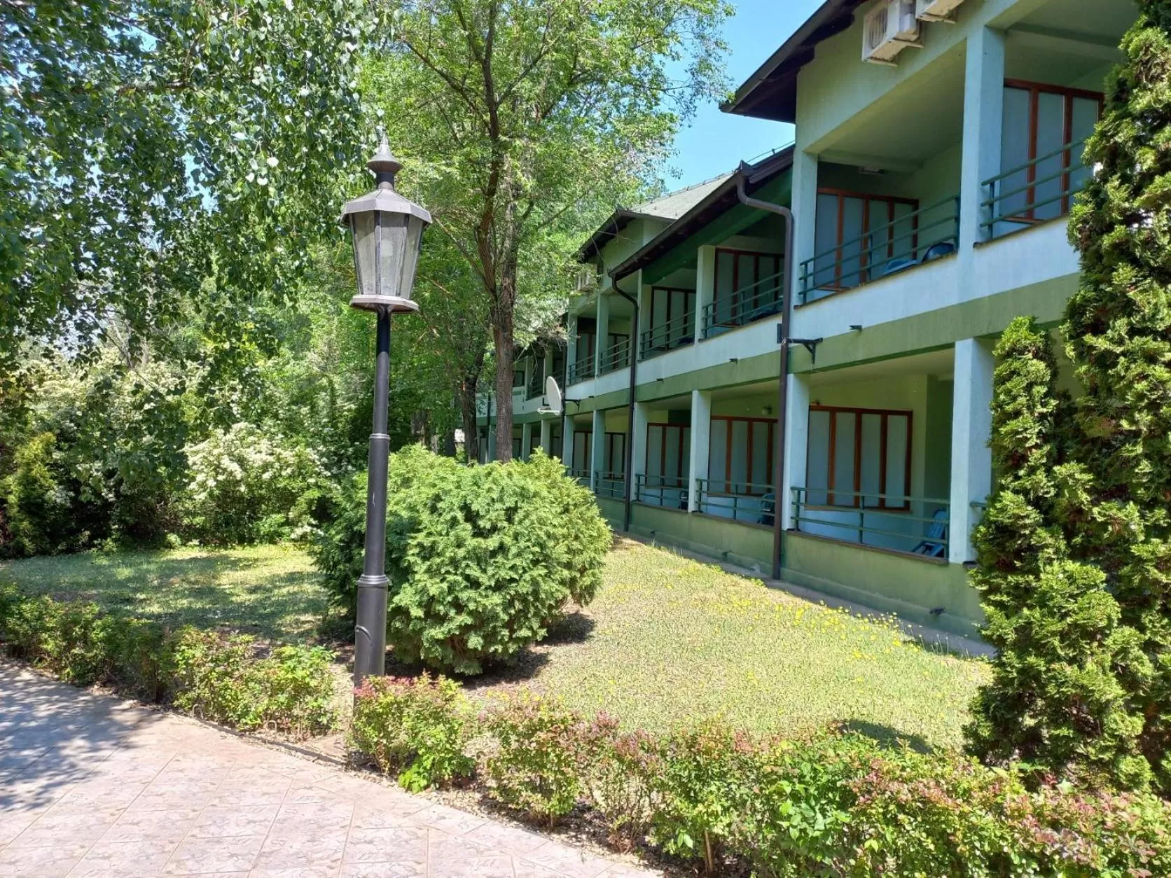 Property Building in Garni Hotel Lupus