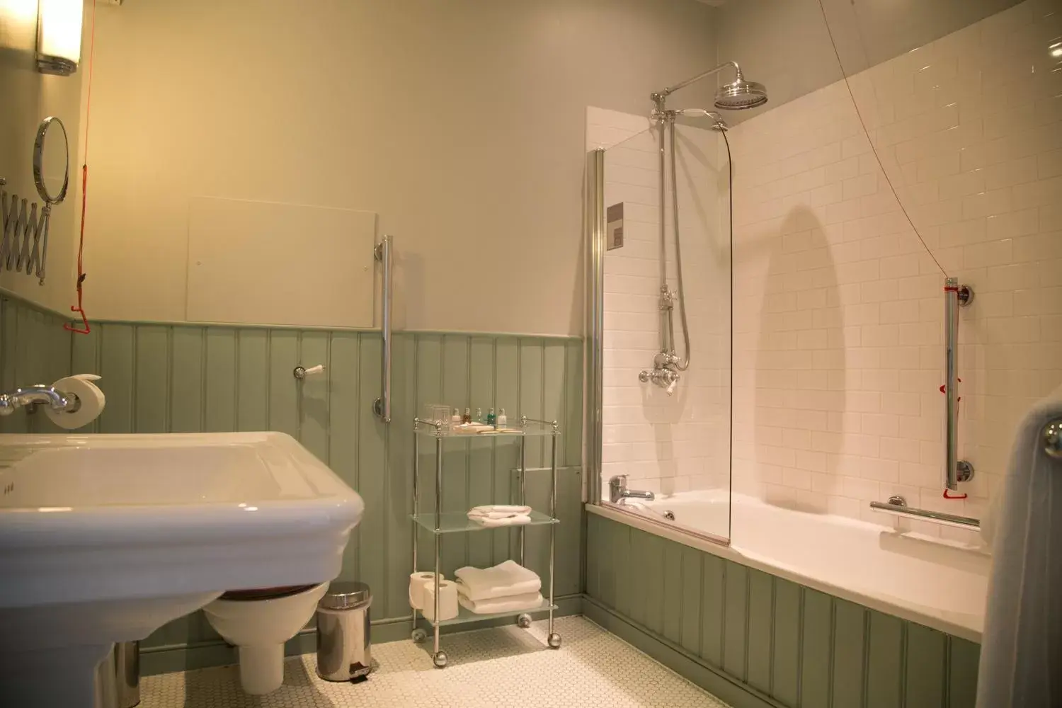 Twin Room - single occupancy in Collingwood Arms Hotel Twin Room - single occupancy in Collingwood Arms Hotel