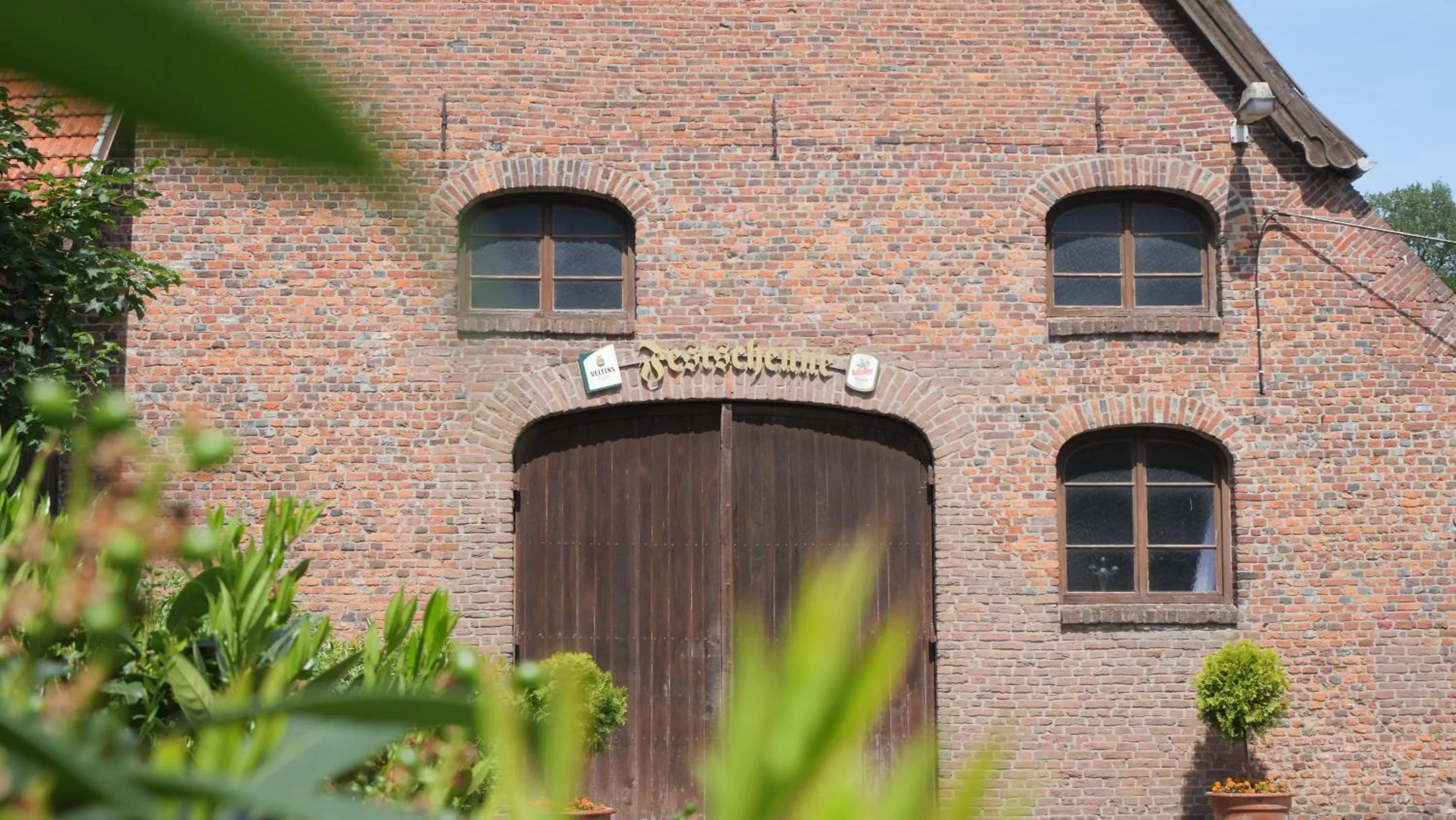 Property building in Hotel Schloss Diepenbrock