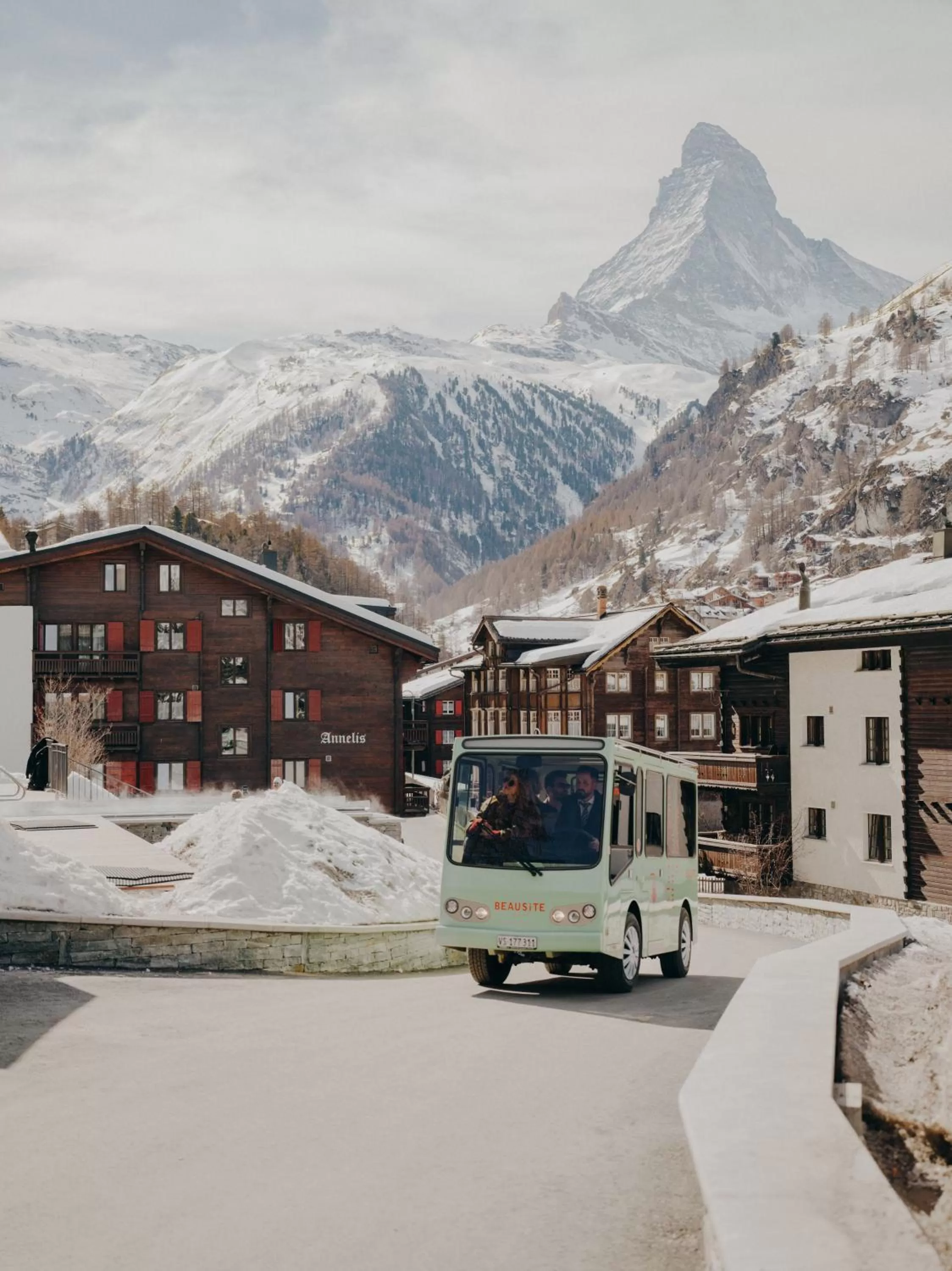 shuttle in BEAUSiTE Zermatt
