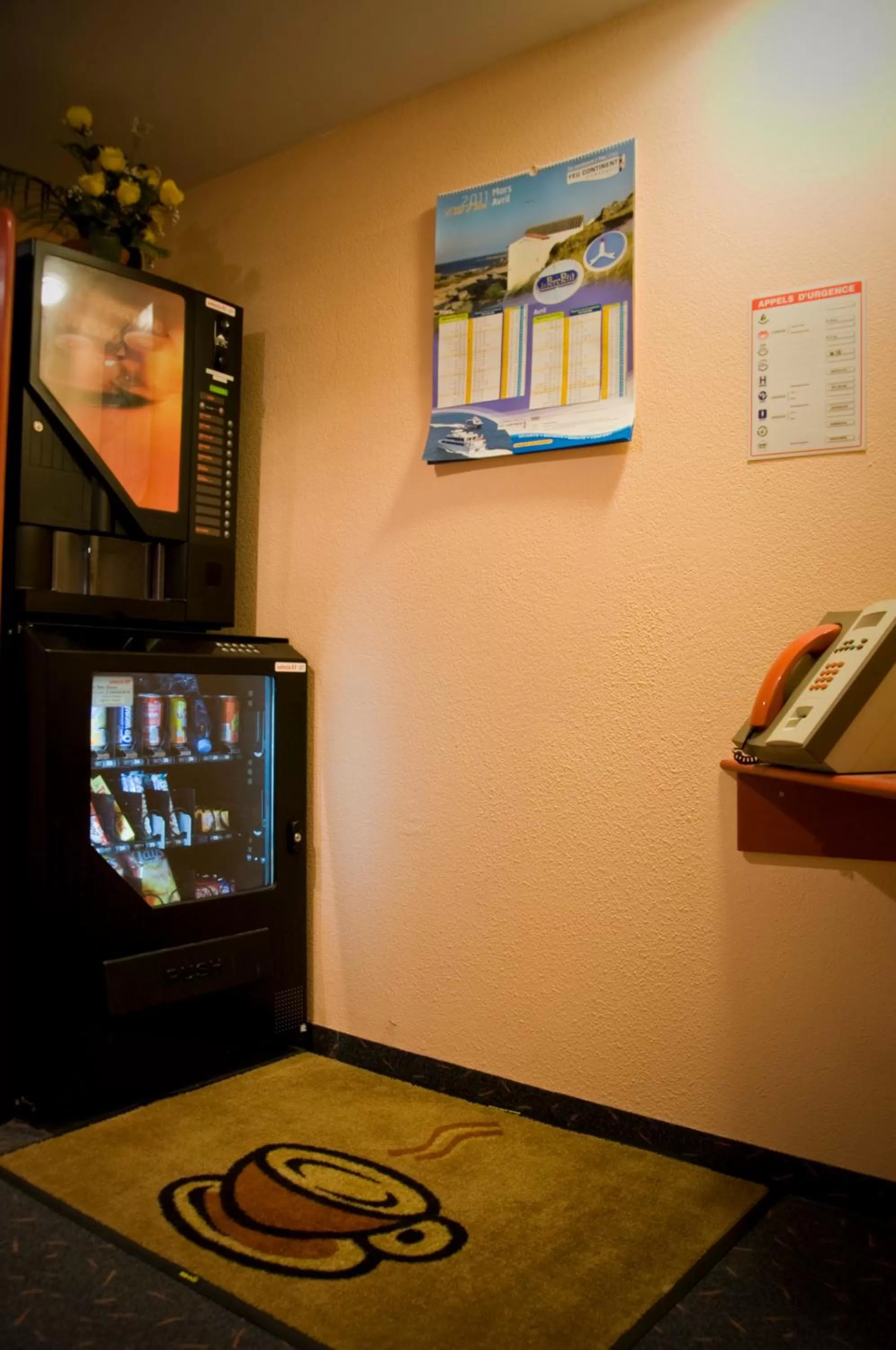 Food and drinks in Quick Palace Vannes