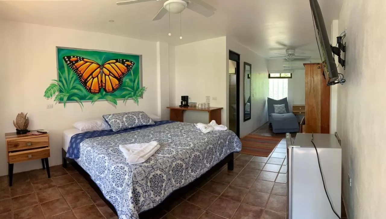 Bed in La Sirena Playa Jacó