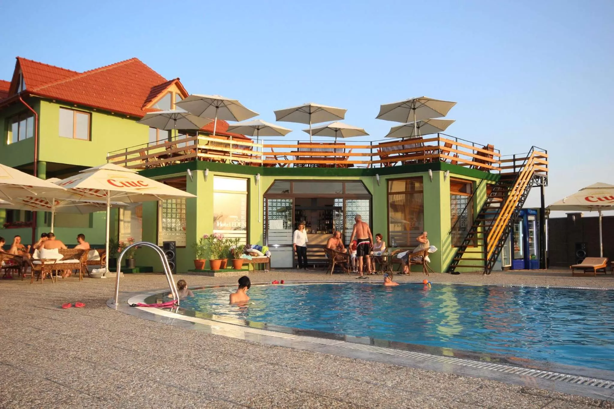 Lounge or bar, Property Building in Hotel Eden