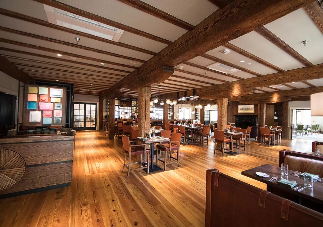 Restaurant/places to eat in Boar's Head Resort