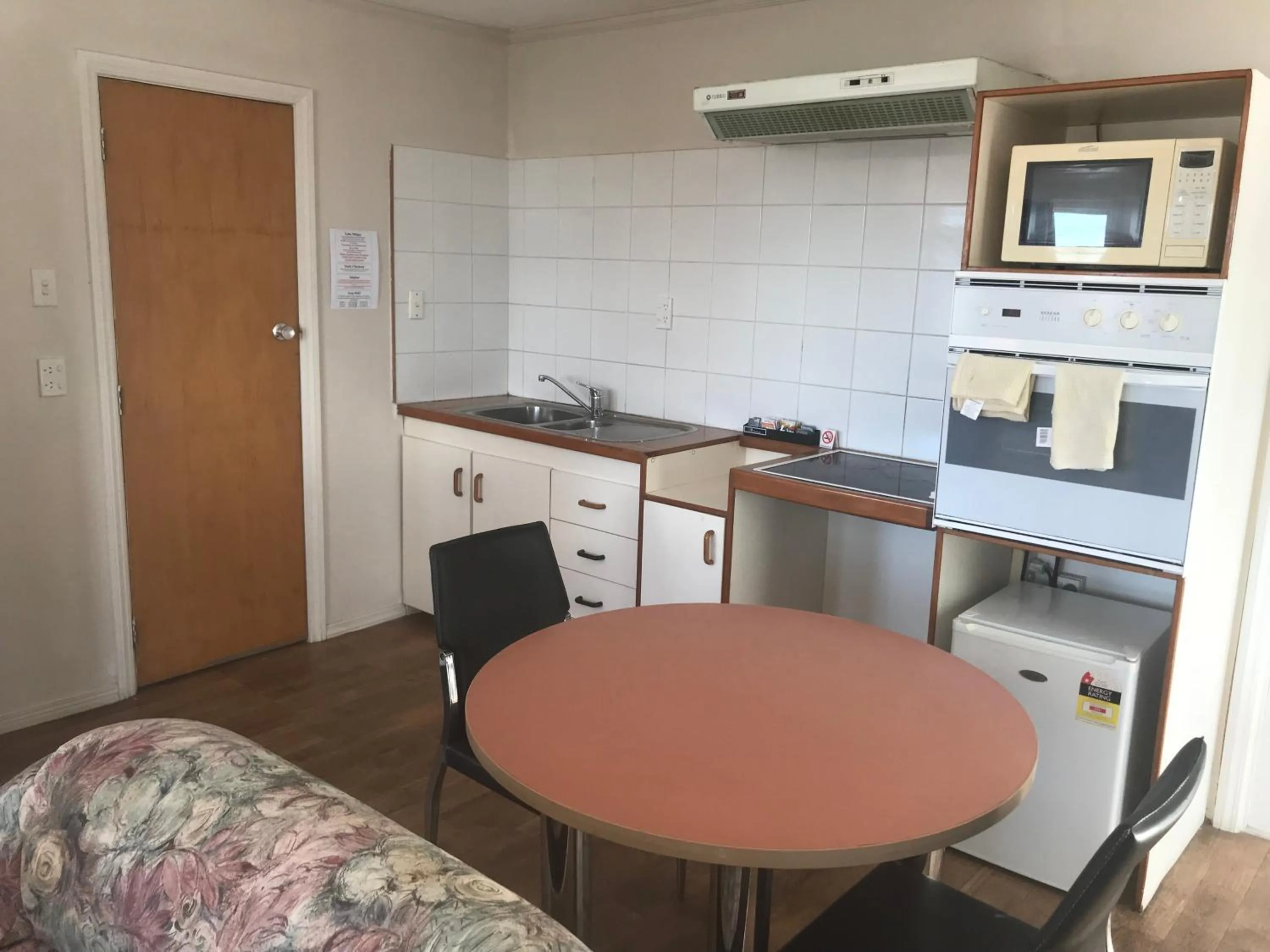 Gateway International Motel