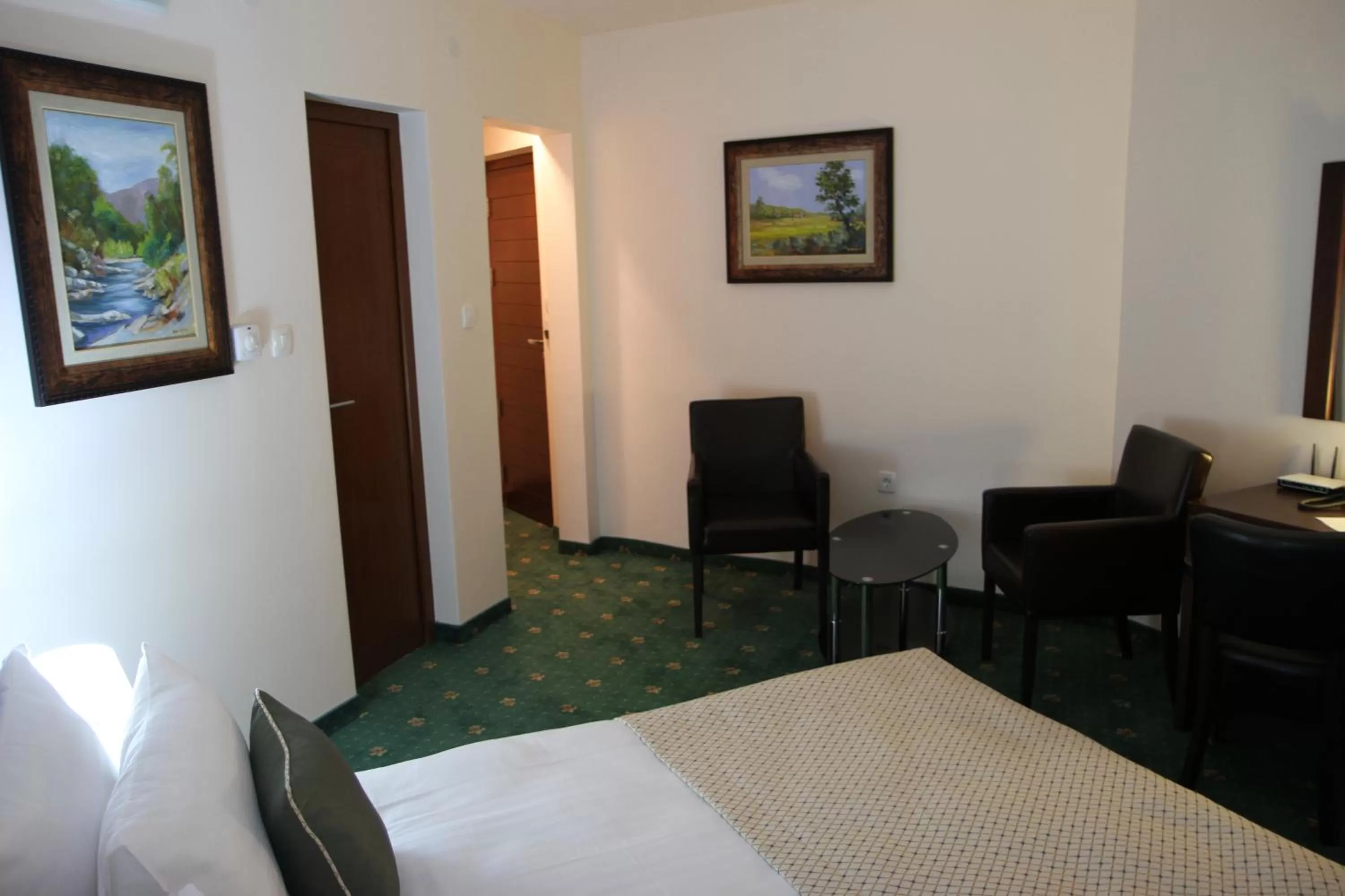 Bed, Seating Area in Hotel Trebjesa