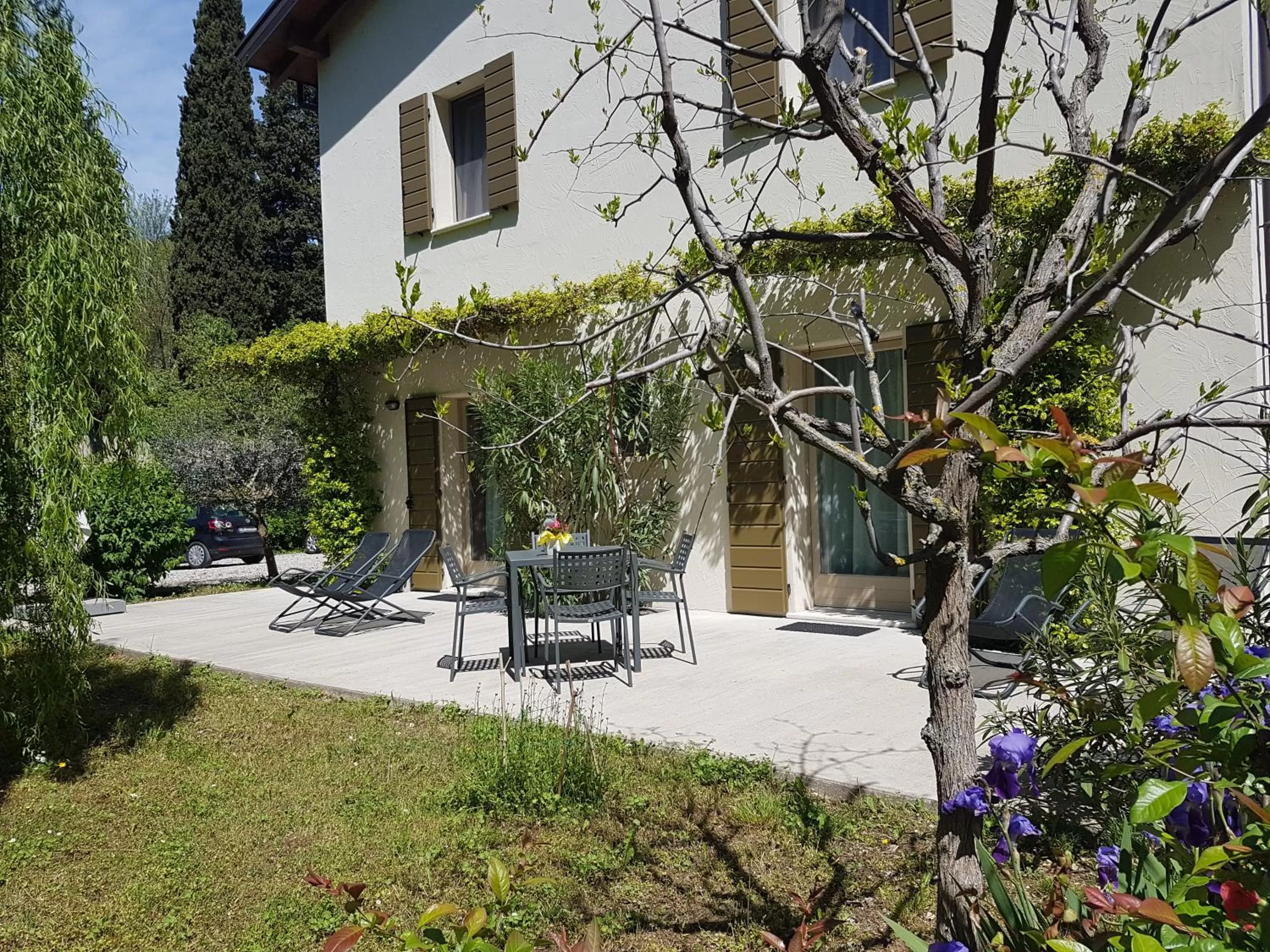 Property building in L'Isolo b&b e case vacanza