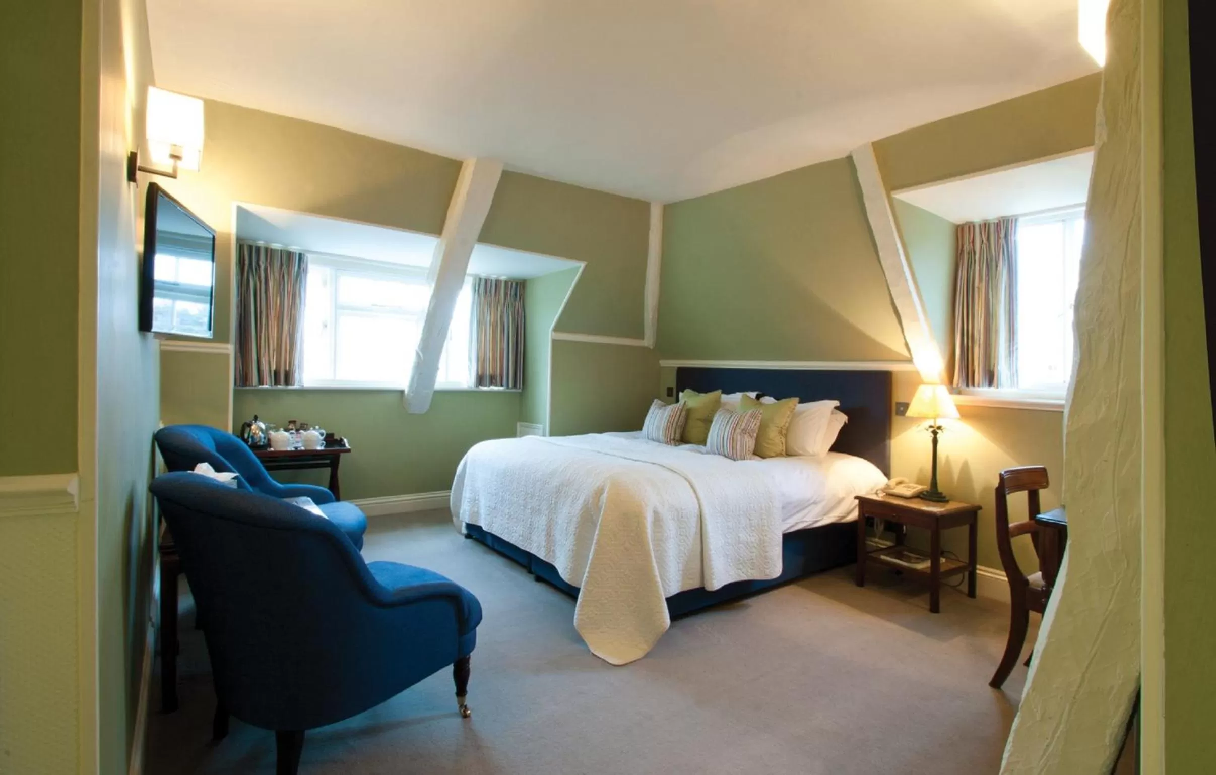 Bedroom, Bed in St Michael's Manor Hotel - St Albans