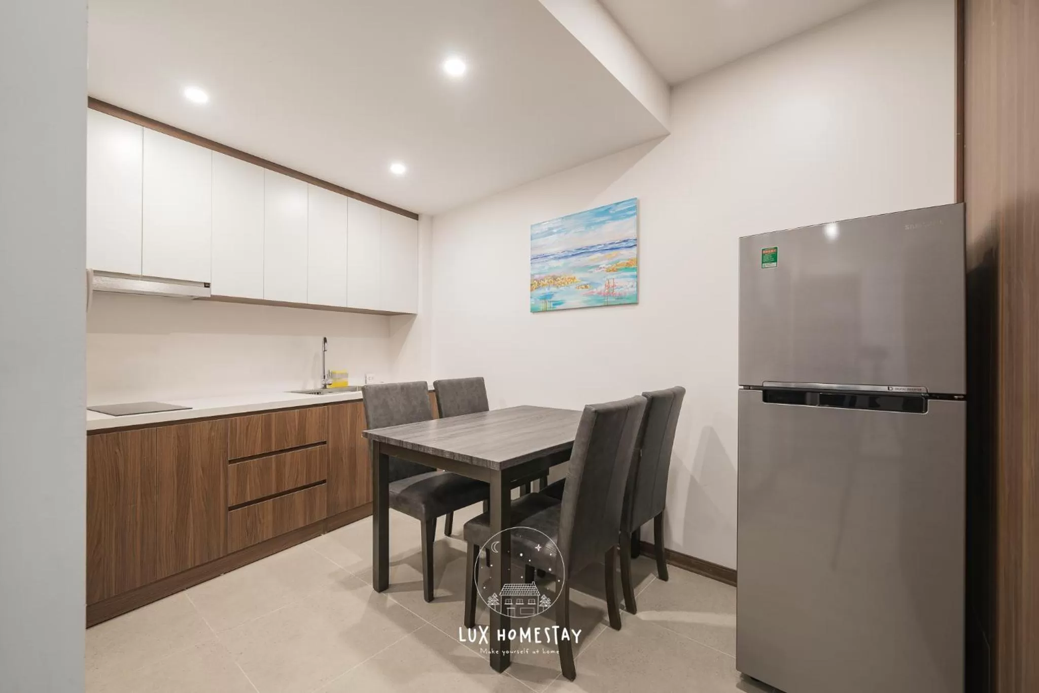 Kitchen or kitchenette in Lux Westlake Studio