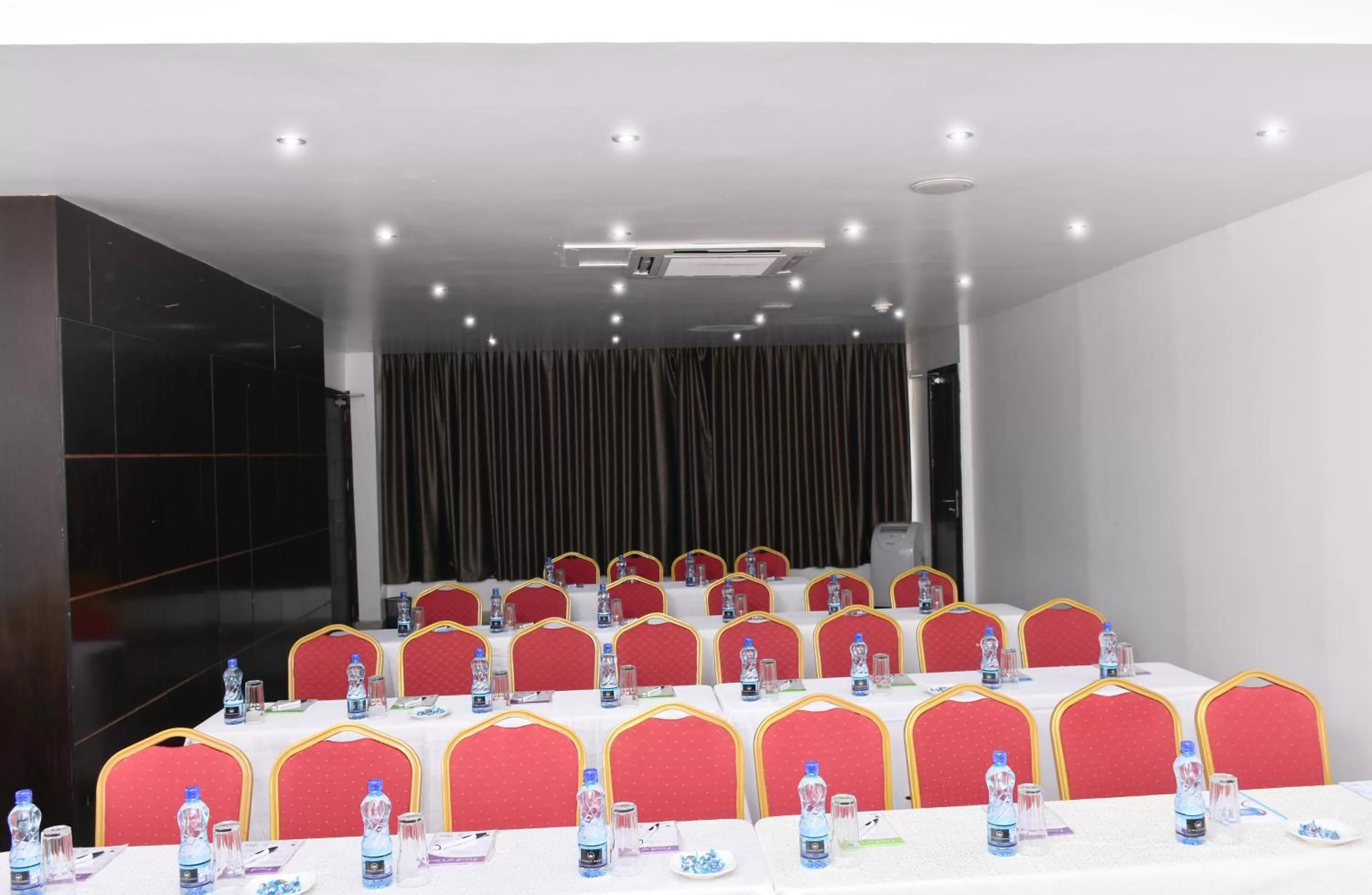 Banquet/Function facilities in La Maison Royale