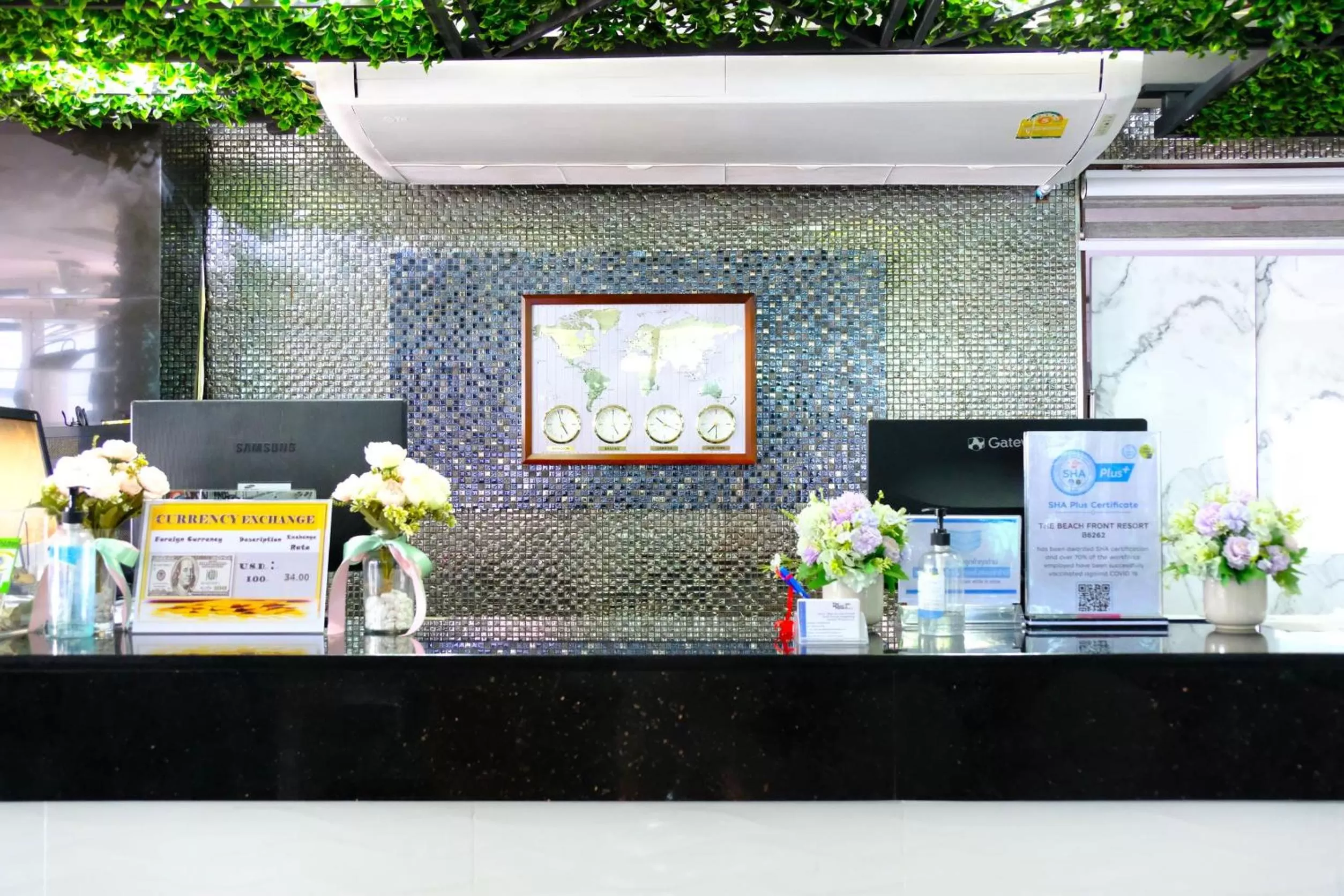 Lobby or reception in The Beach Front Resort, Pattaya