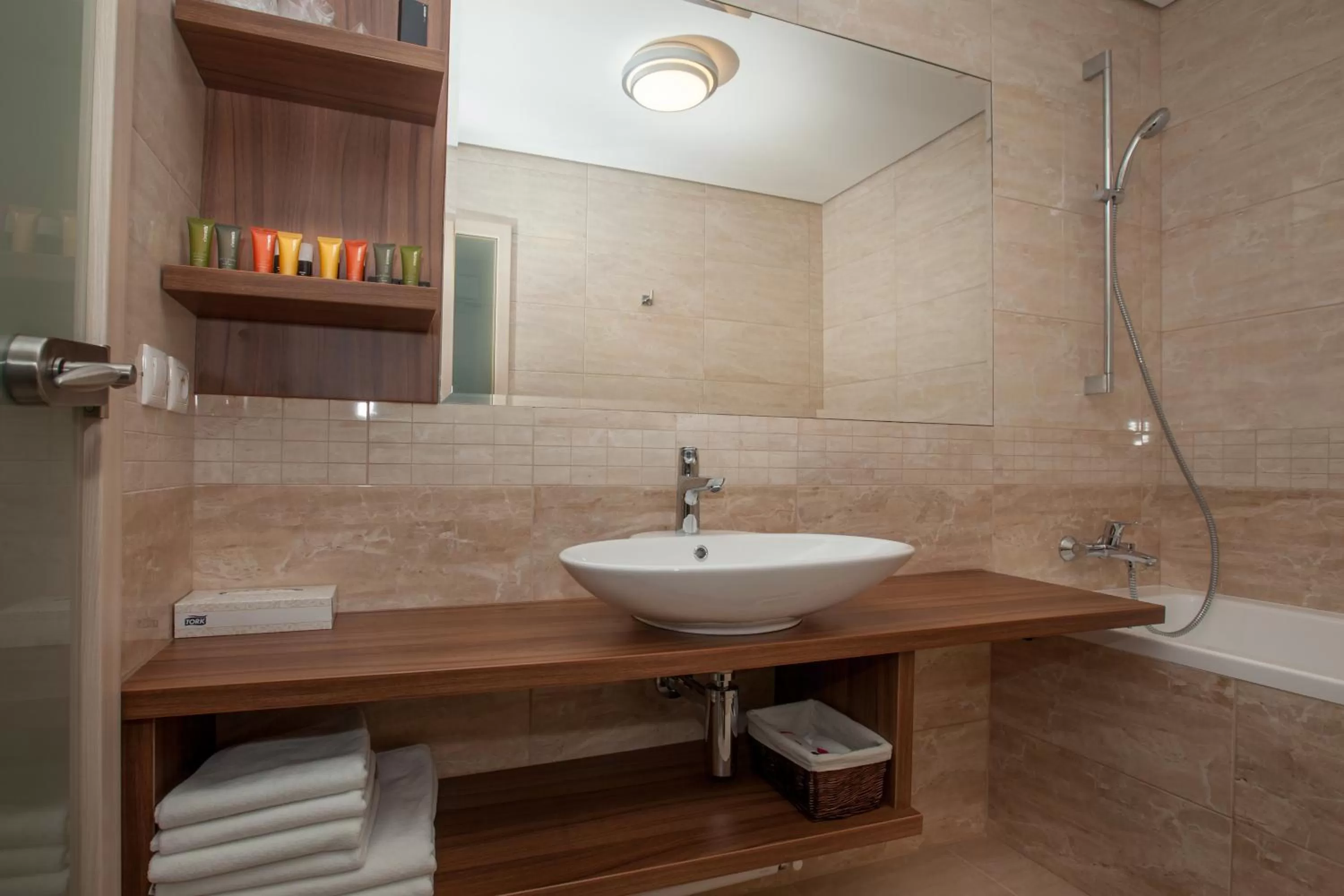 Bathroom in Hotel Metropol WELLNESS & CONGRESS HOTEL