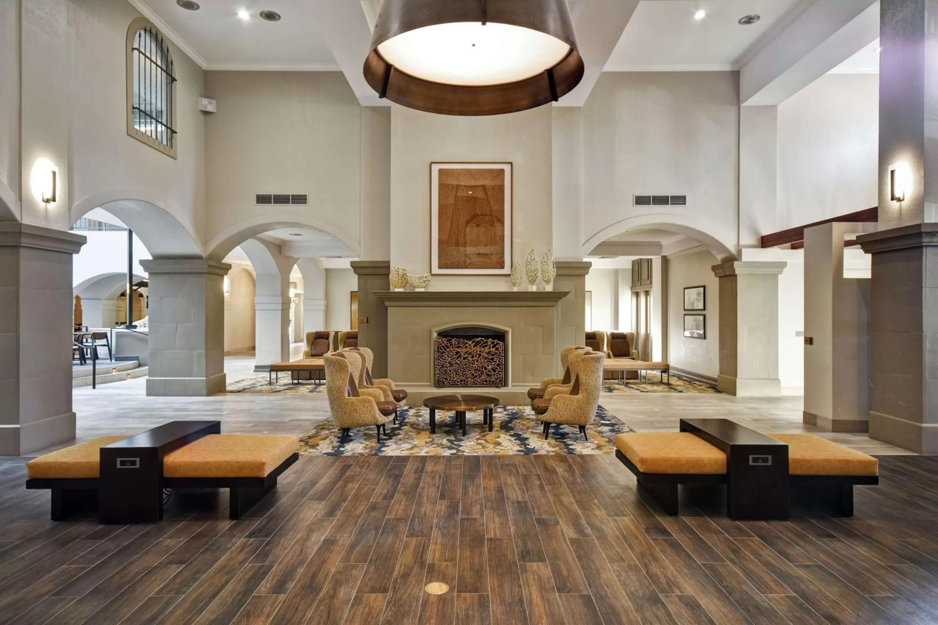 Lobby or reception in Embassy Suites by Hilton Milpitas Silicon Valley
