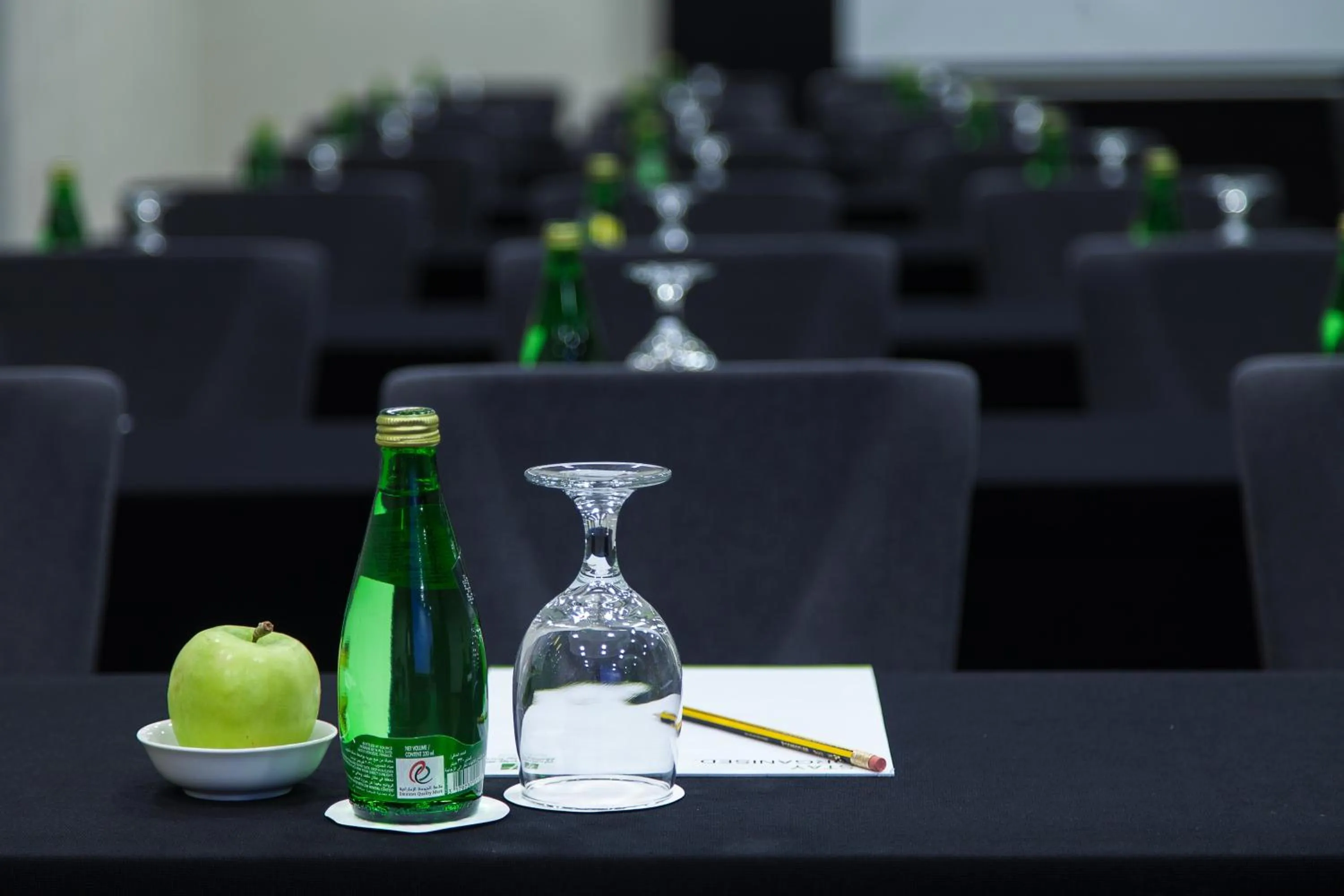 Meeting/conference room in Holiday Inn Muscat AlSeeb by IHG