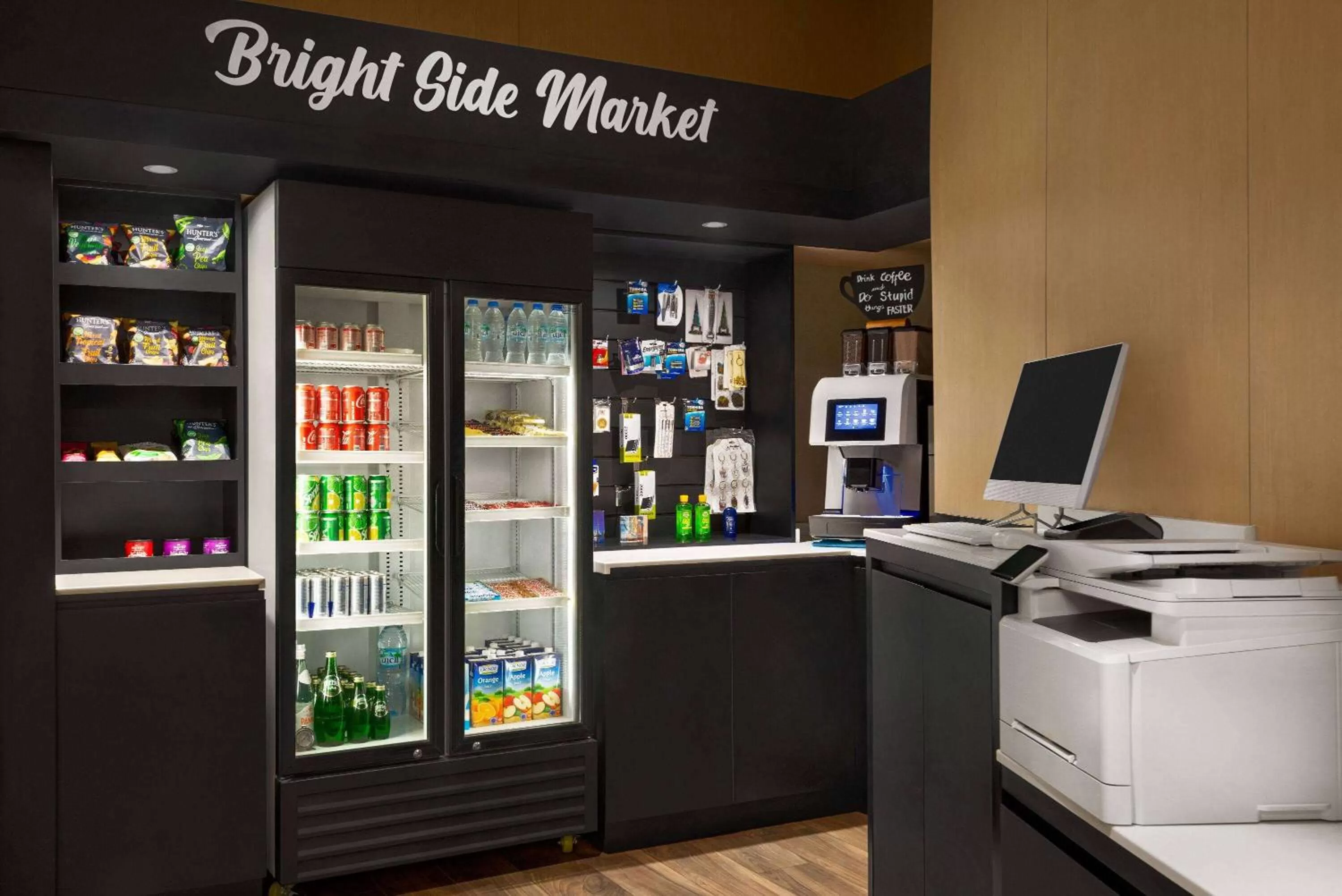 Food and drinks in La Quinta by Wyndham Dubai Jumeirah