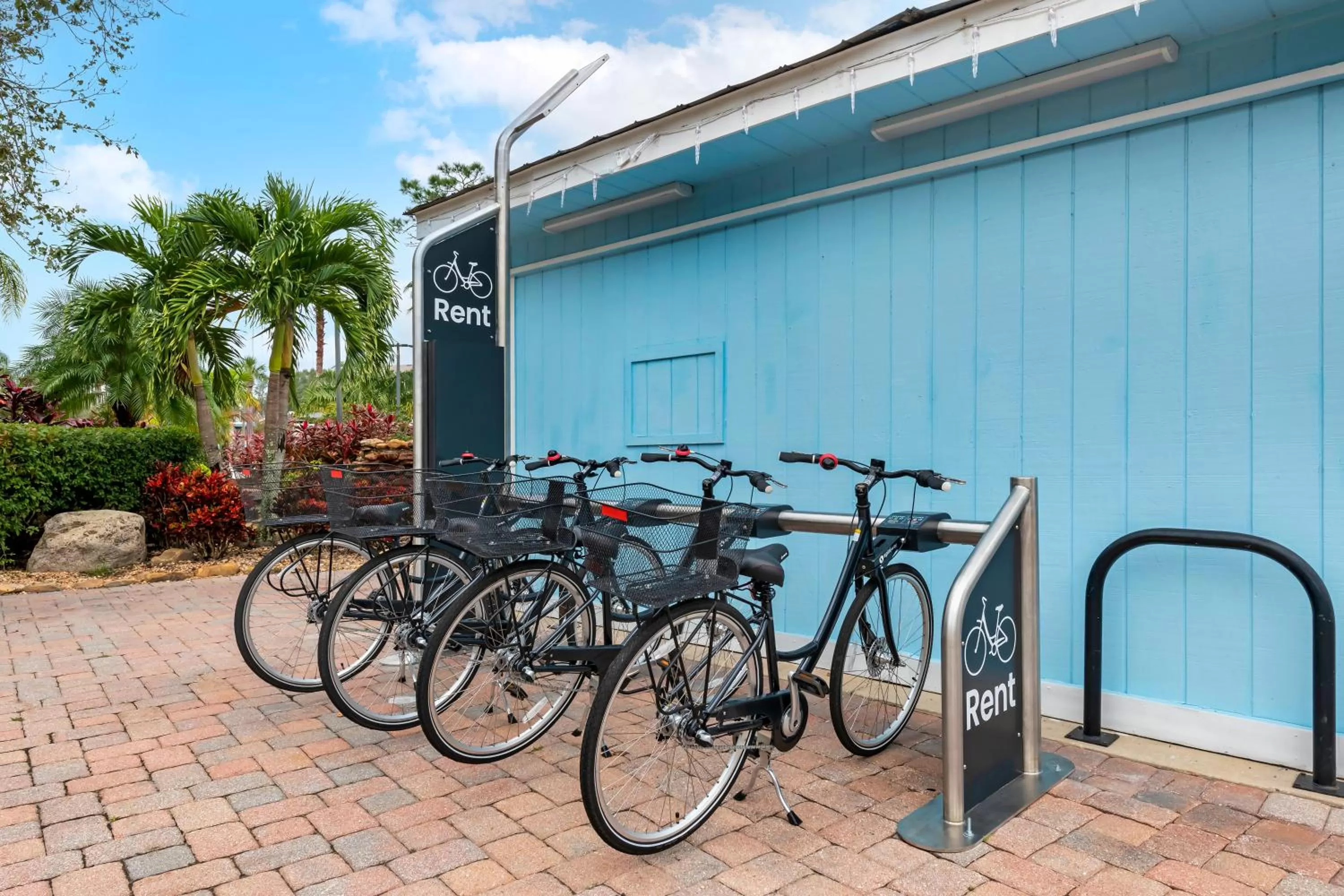 Cycling in Liki Tiki Village