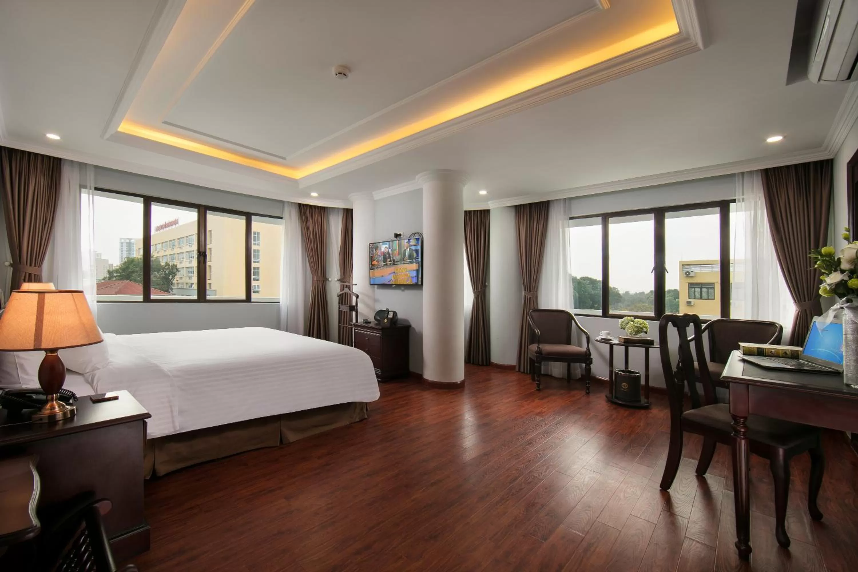 Photo of the whole room, Bed in Halais Hotel