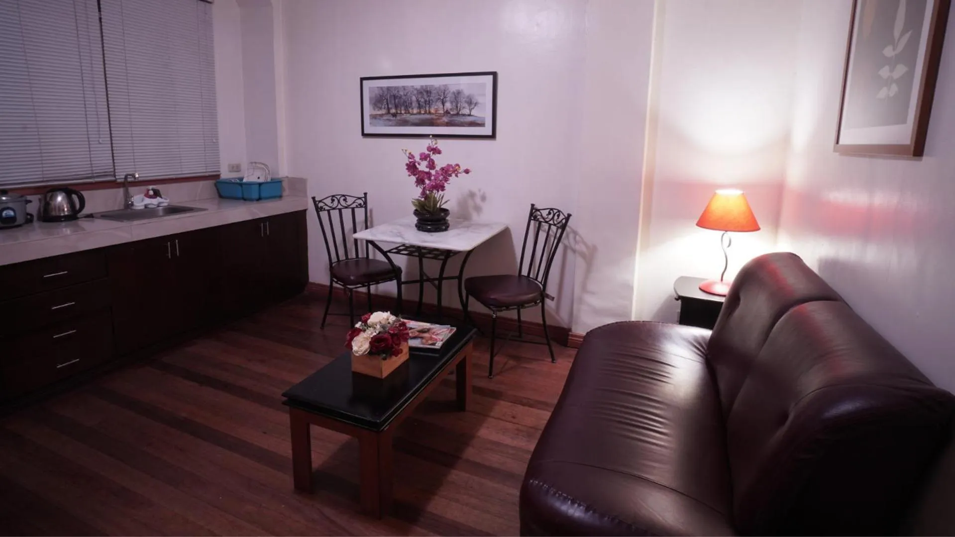 Kitchen or kitchenette in 1775 Adriatico Suites