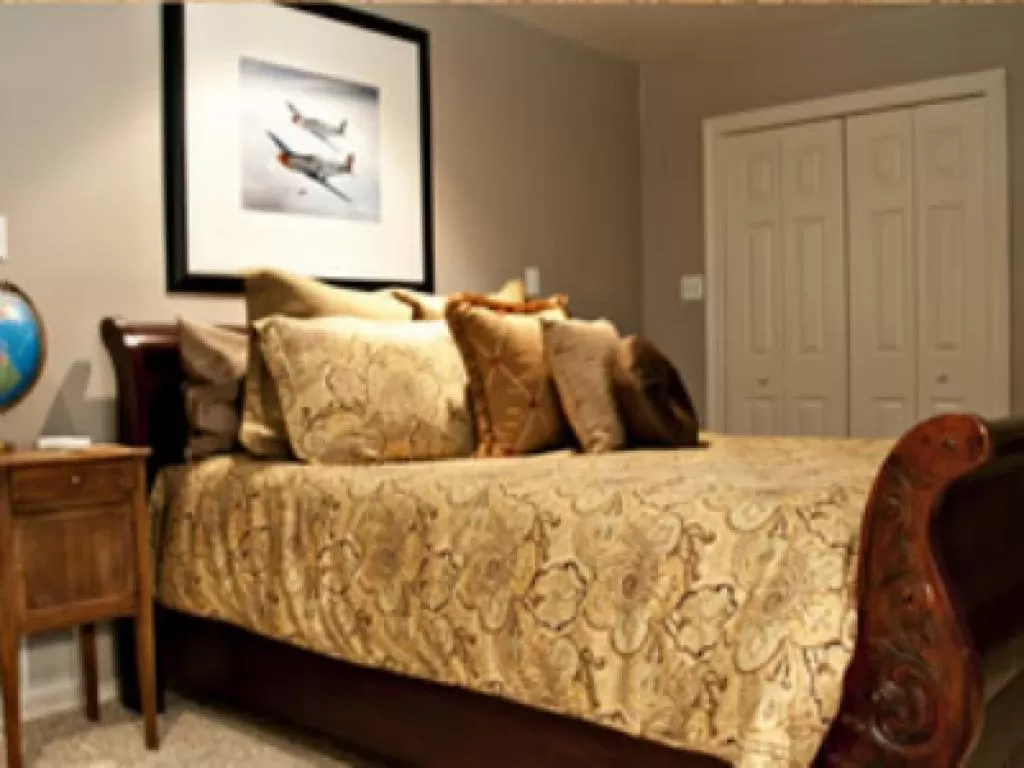 Standard Queen Room in Live Oaks Bed and Breakfast