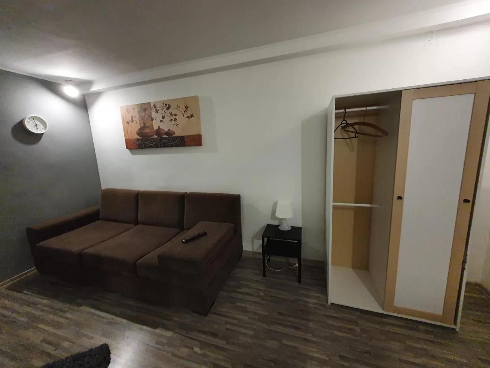 Seating Area in The Floor Piata Unirii