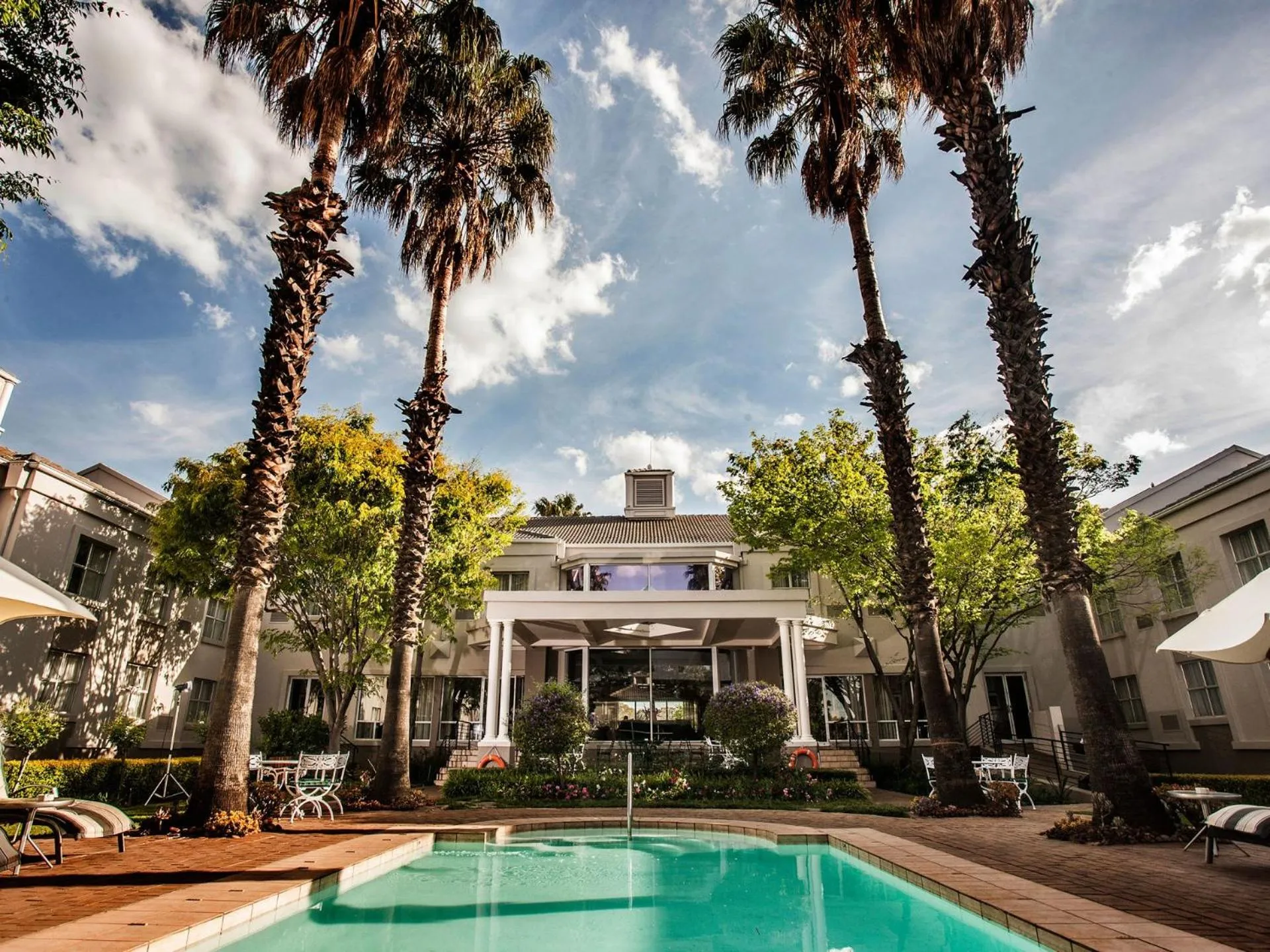 Swimming pool in Garden Court Morningside Sandton