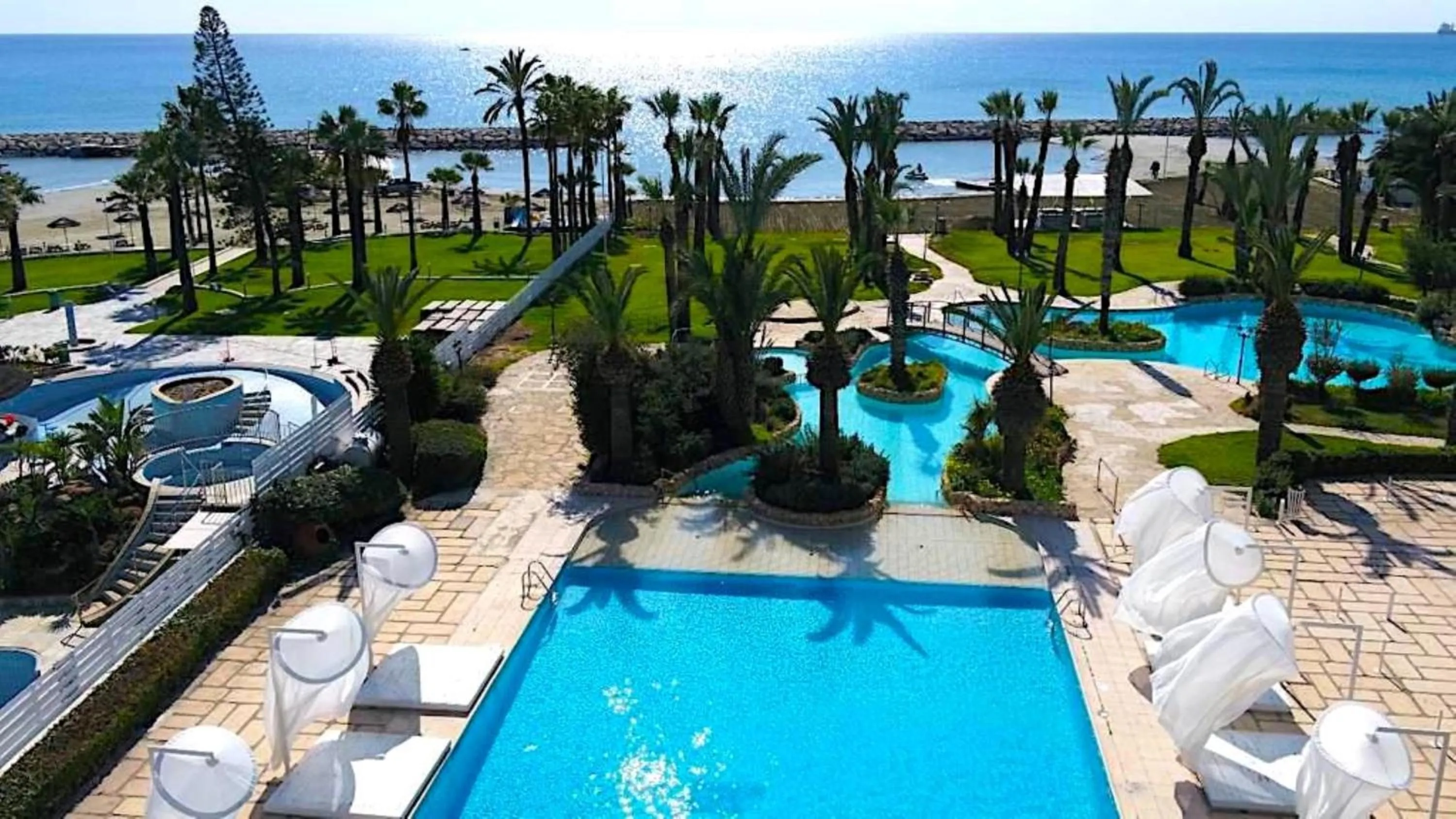Swimming pool in Sandy Beach Hotel & Spa - ex Sentido