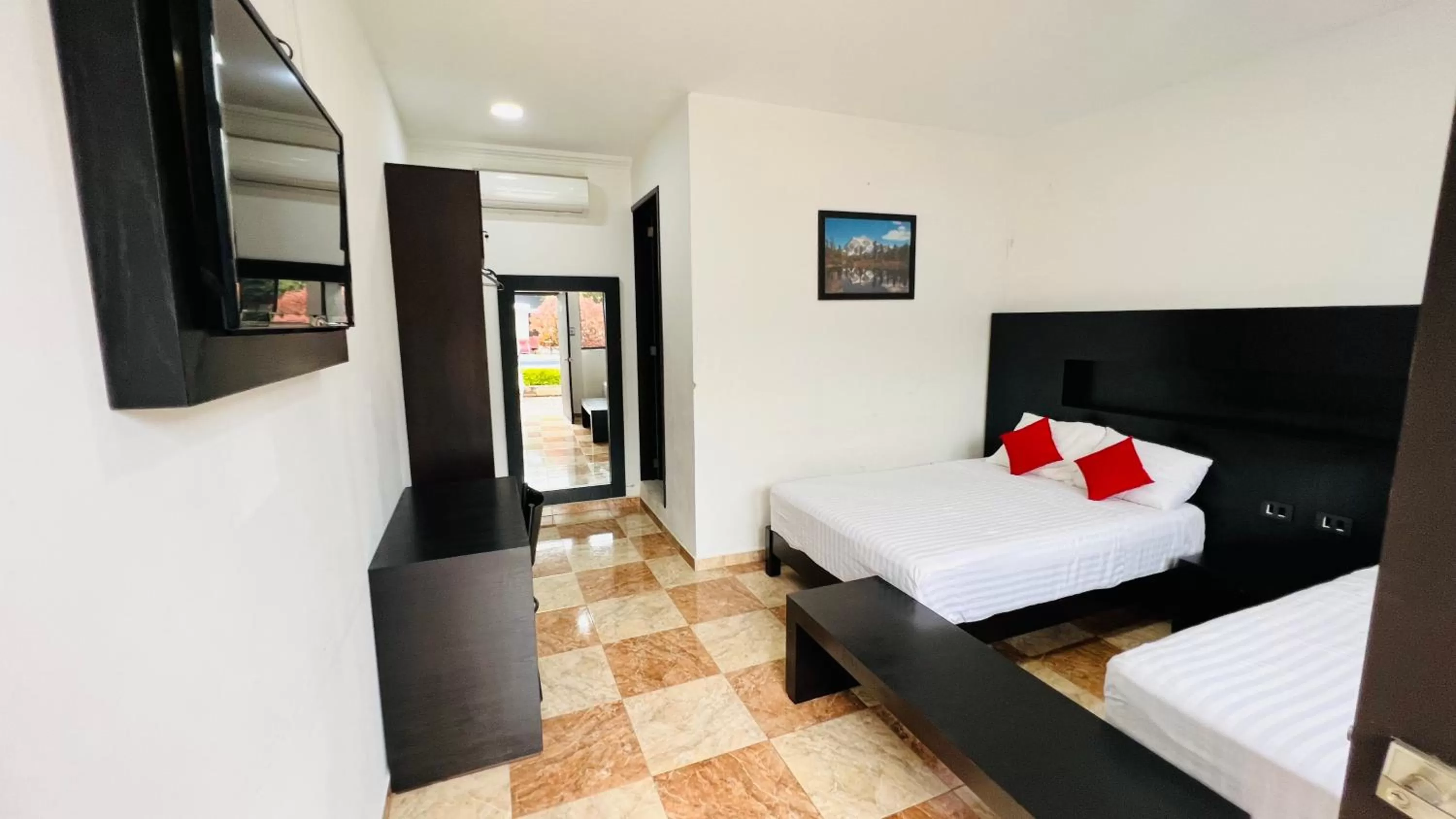 Bed in Hotel Villa Pralaya