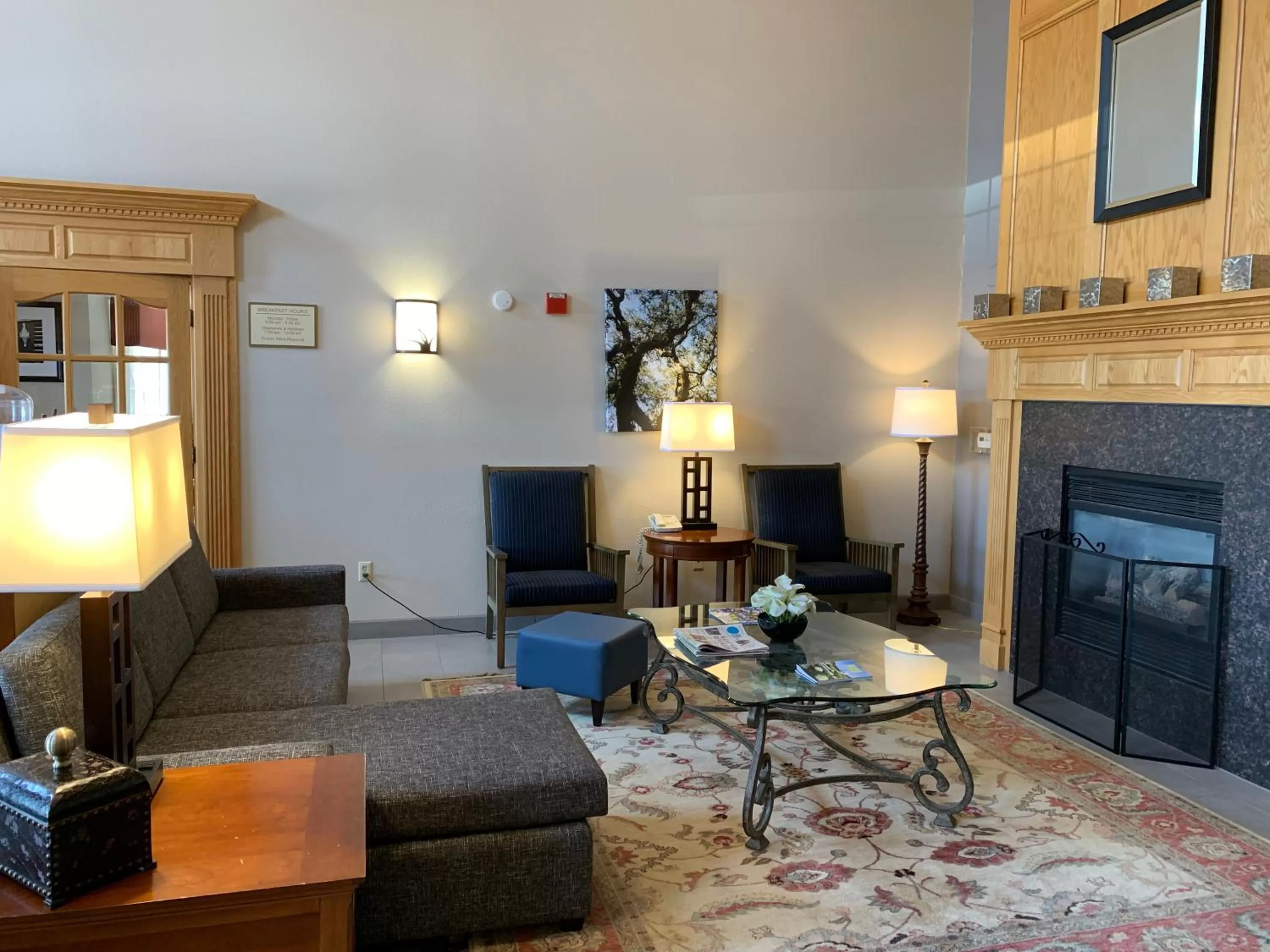 Lobby or reception in Country Inn & Suites by Radisson Kenosha - Pleasant Prairie