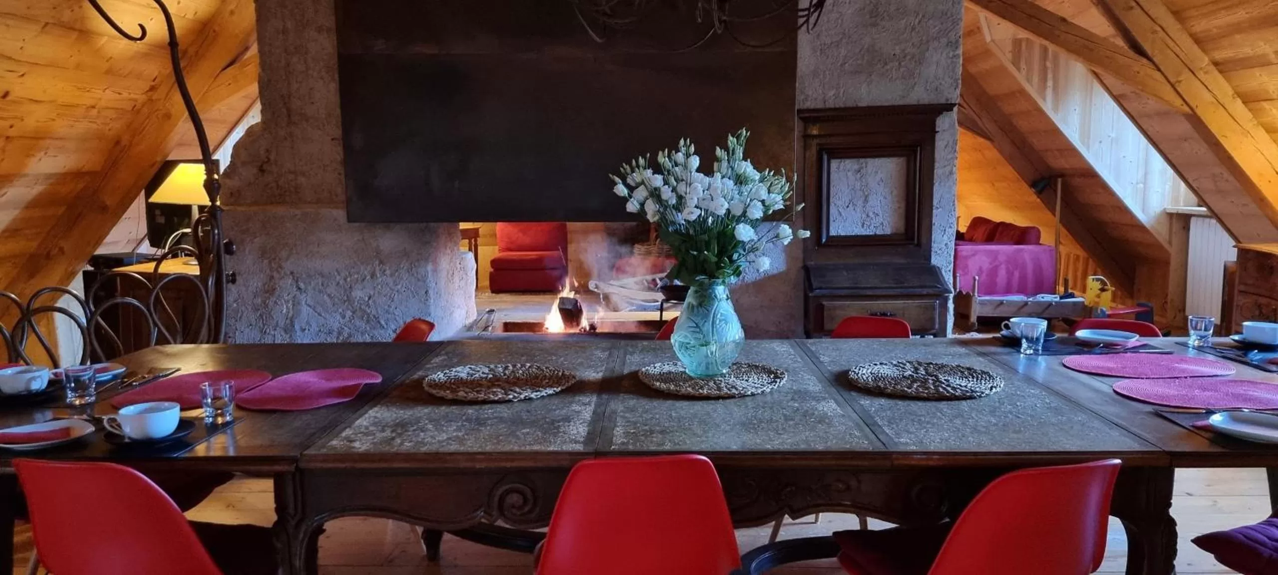 Breakfast, Kitchen/Kitchenette in La Vallombreuse