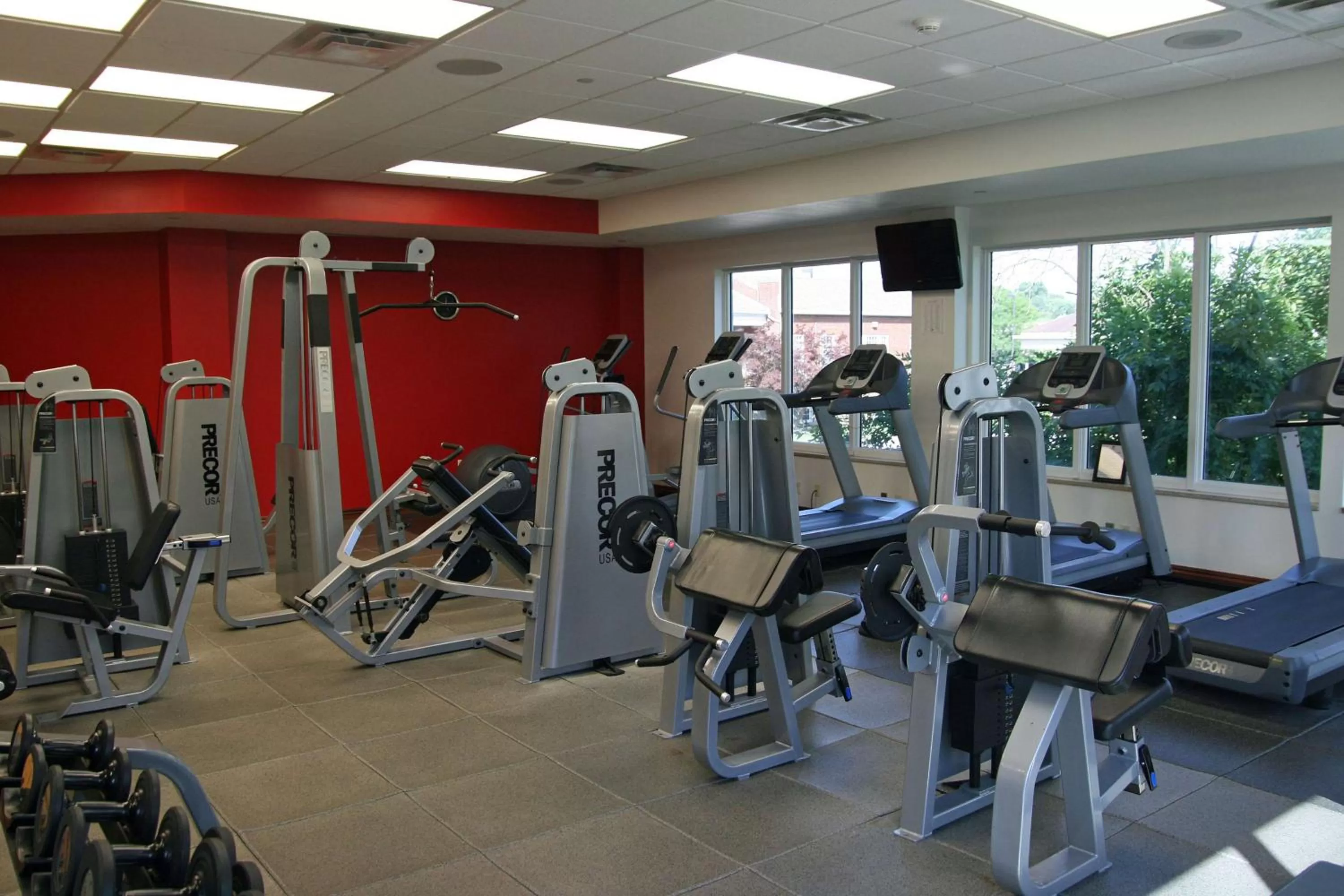 Fitness centre/facilities in DoubleTree by Hilton Jefferson City