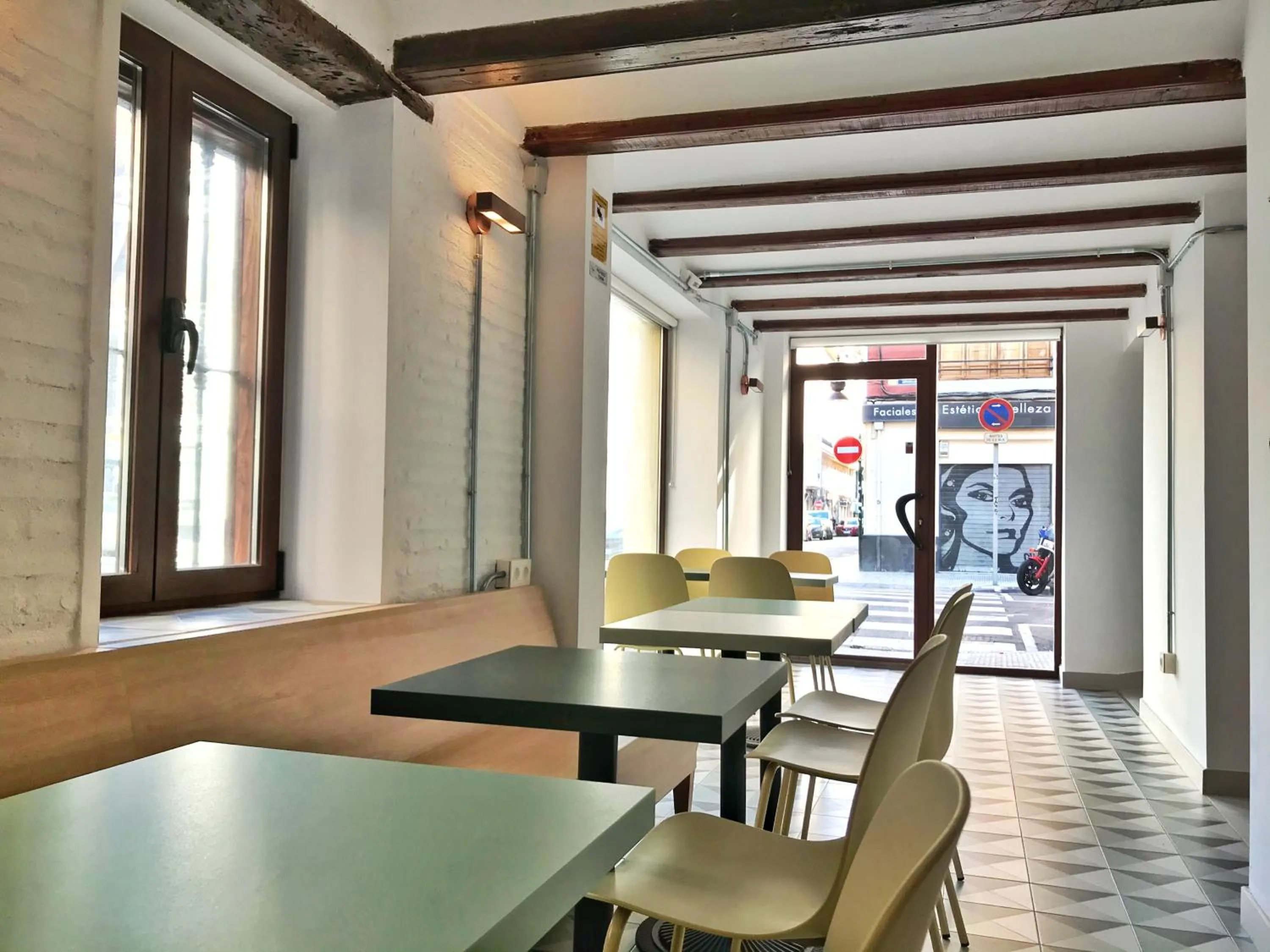 Lounge or bar in Hotel 19-30 Valencia