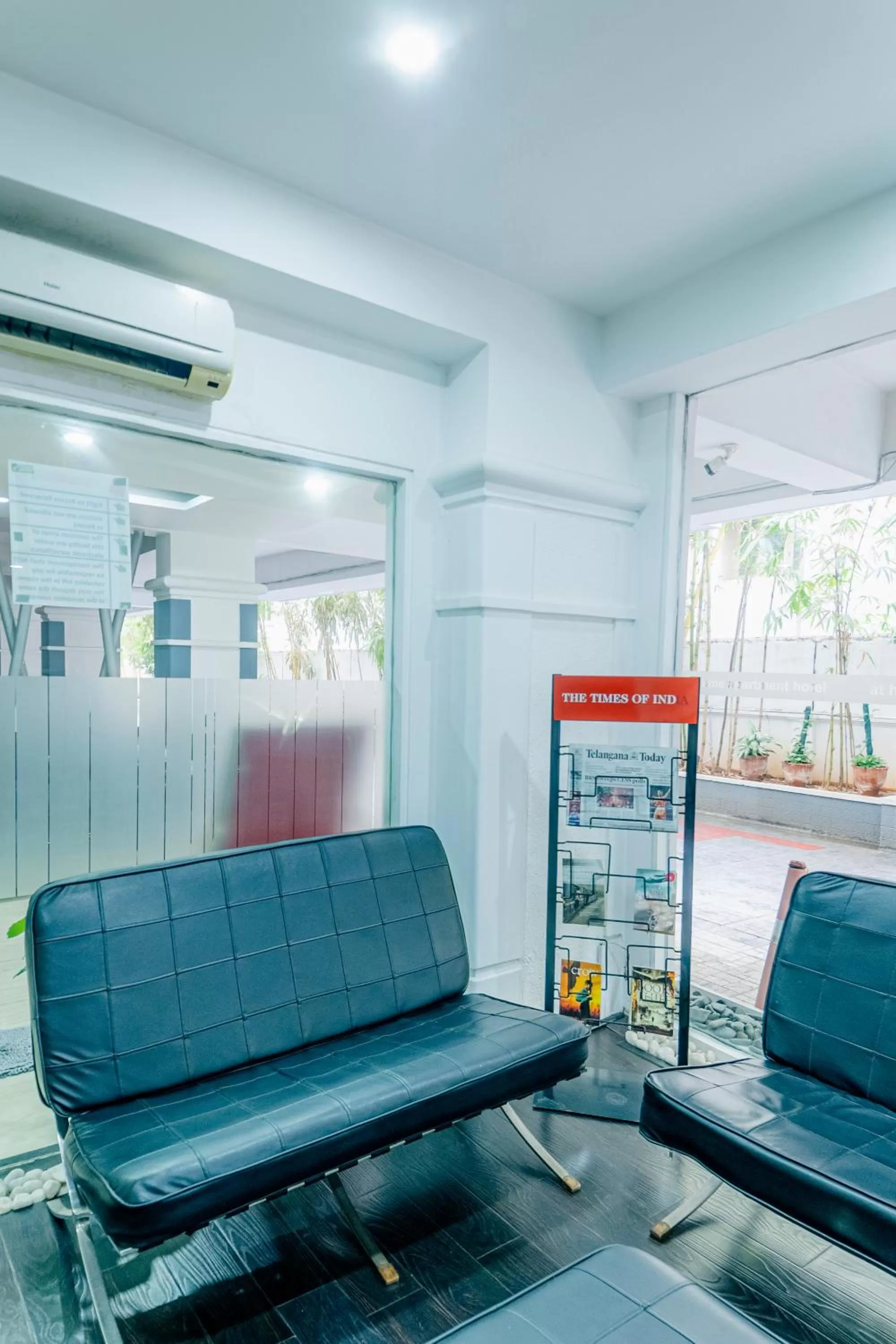 Lobby or reception in Hotel Athome & Serviced Apartments by Deccan Serai Hotels