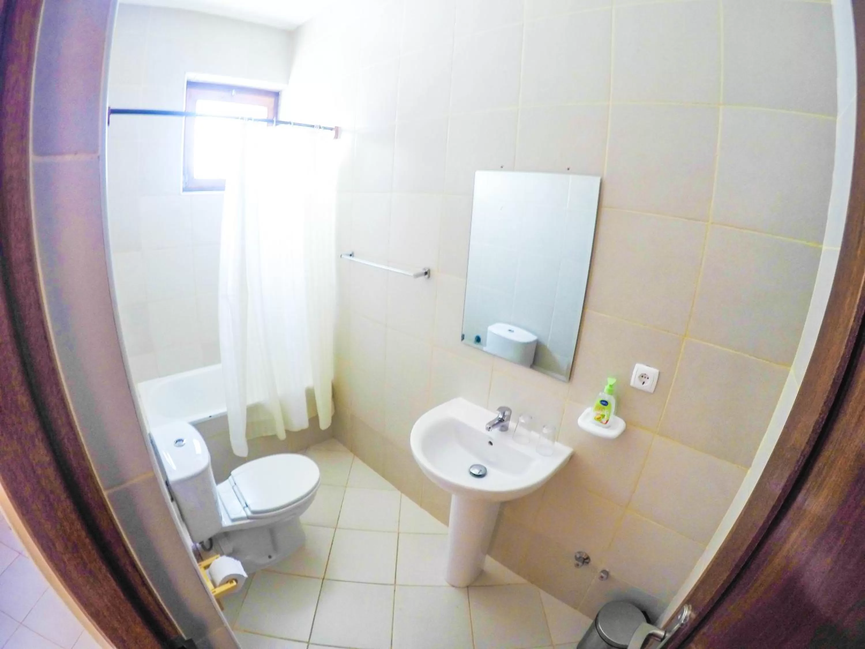 Bathroom in Atlantic Maio Hotel