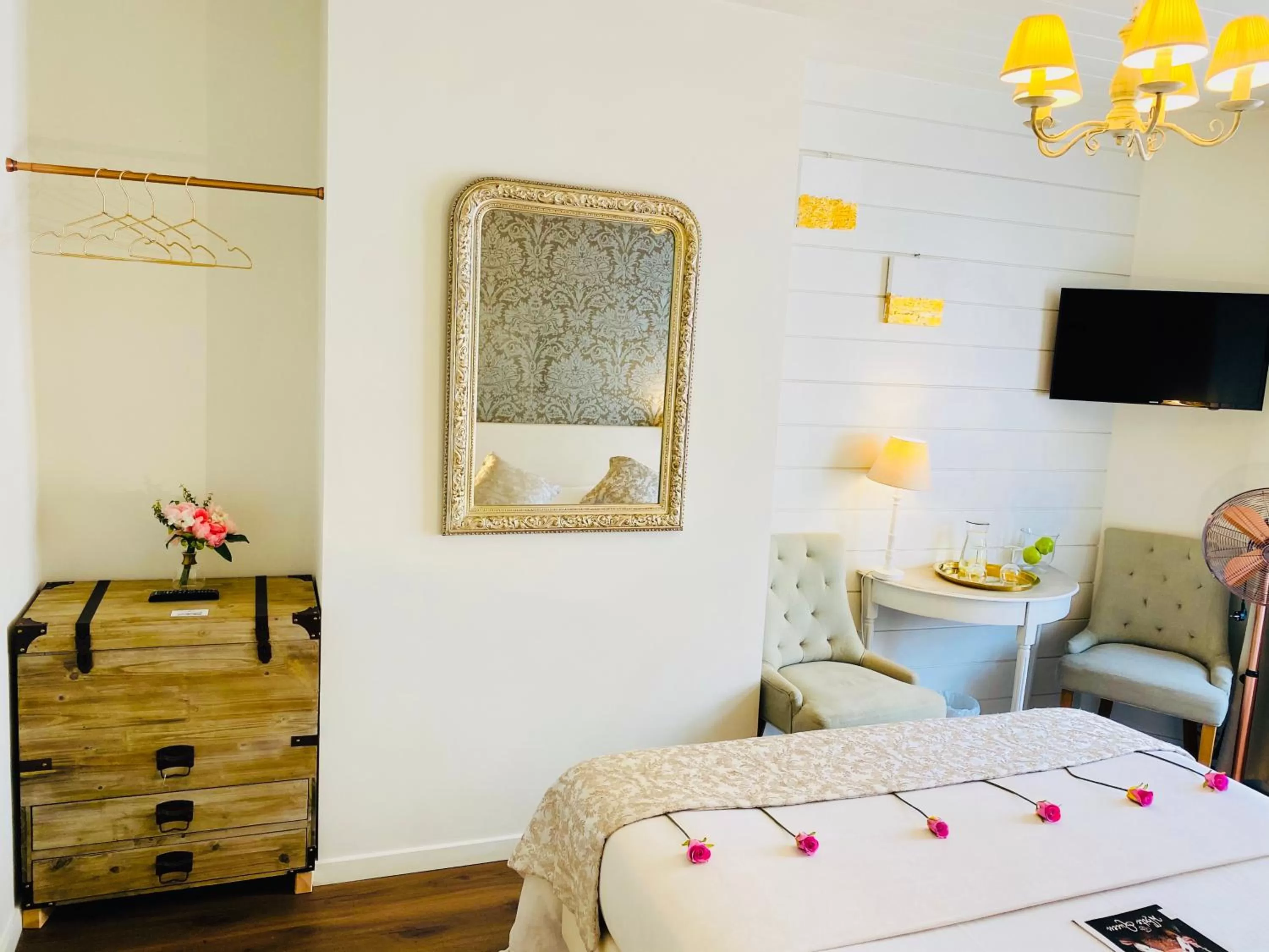 Bed in The White Queen B&B