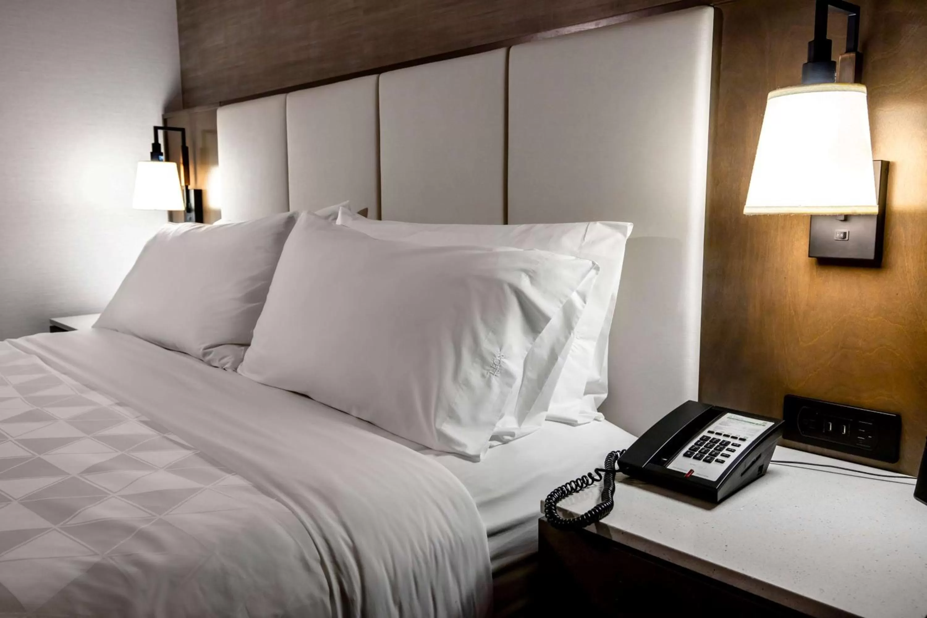 Bed in Doubletree by Hilton Buena Park