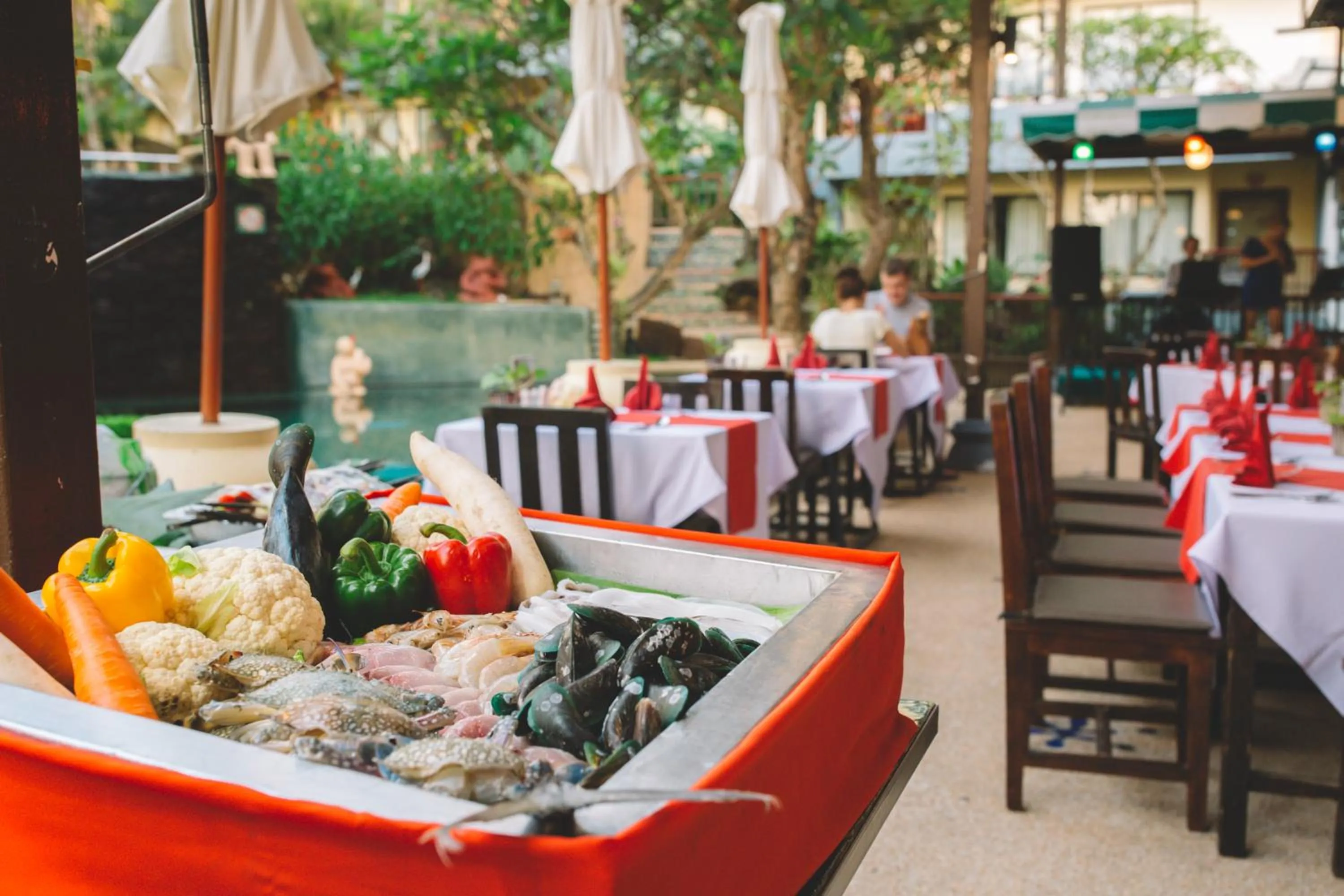 Restaurant/places to eat in Karona Resort & Spa - SHA Extra Plus