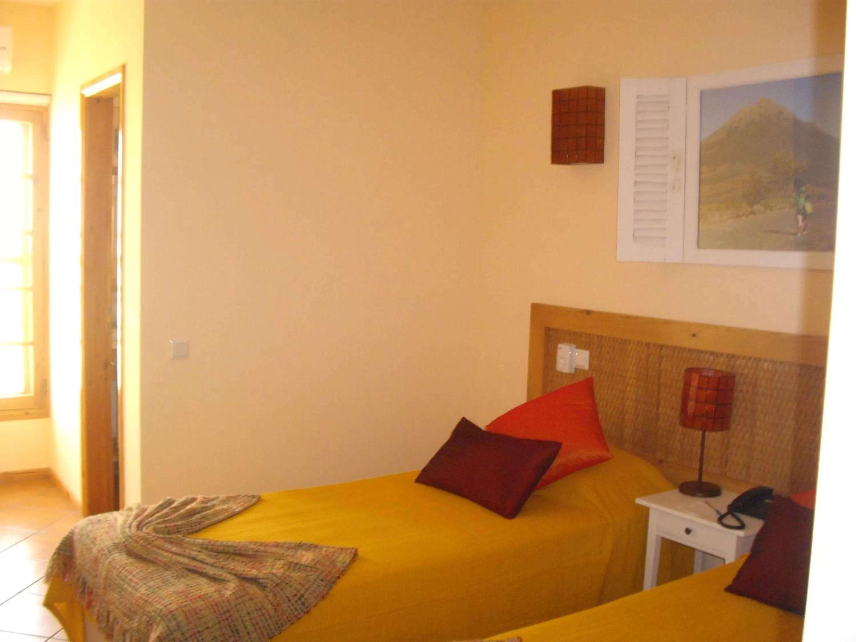 Photo of the whole room, Bed in Kira's Boutique Hotel