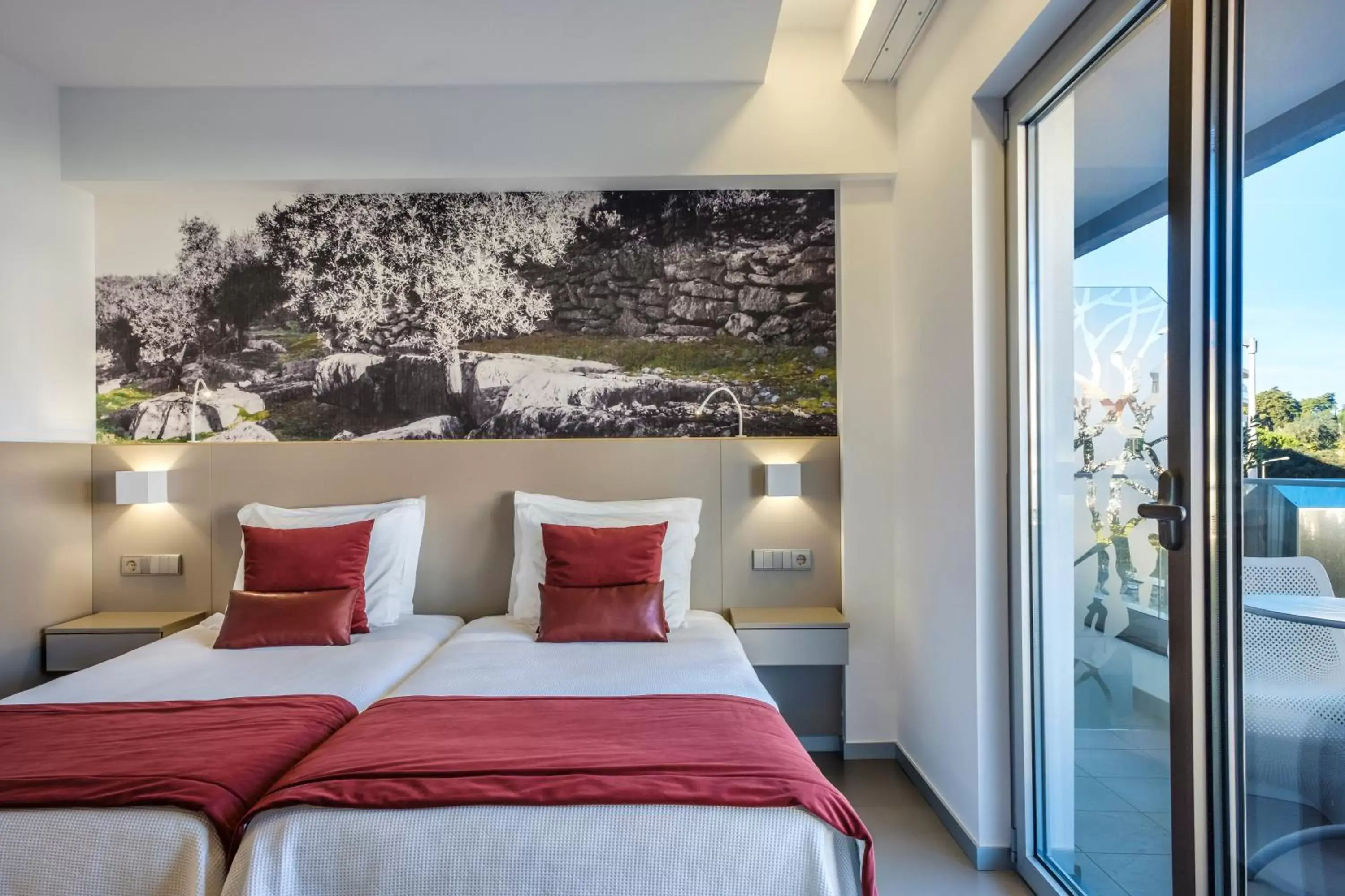 Twin Room with Balcony in Serra d'Aire Boutique Hotel - SA Hotels Twin Room with Balcony in Serra d'Aire Boutique Hotel - SA Hotels